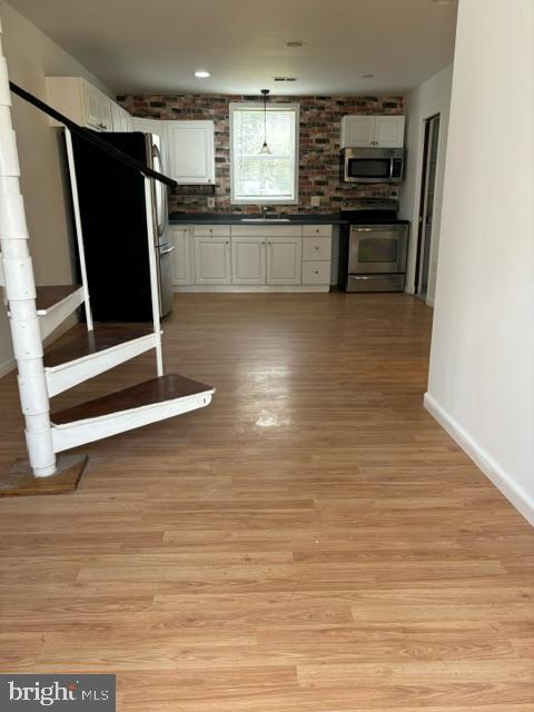 7100 Wolf Run Shoals Rd