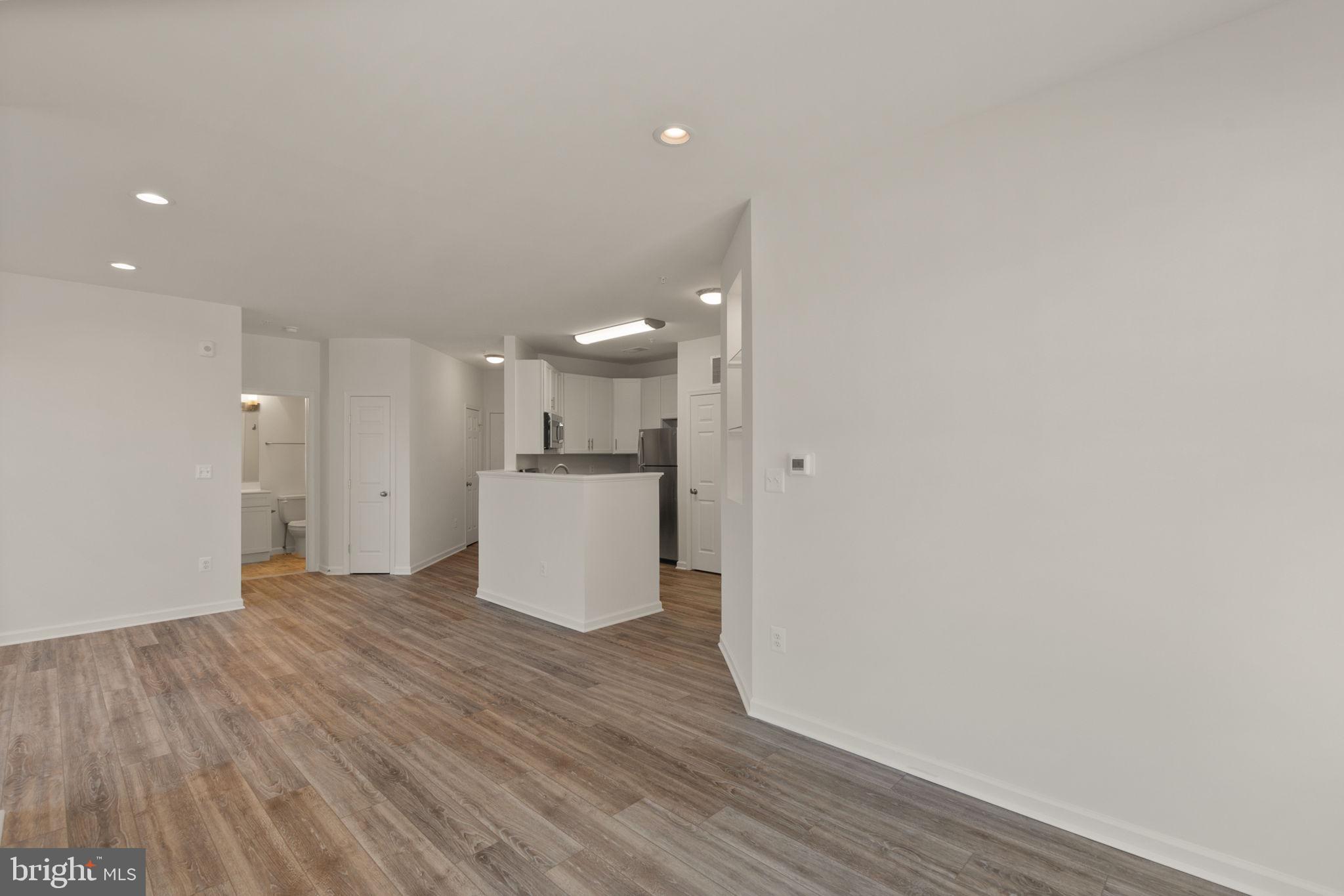 4210-T Mozart Brigade Ln #T