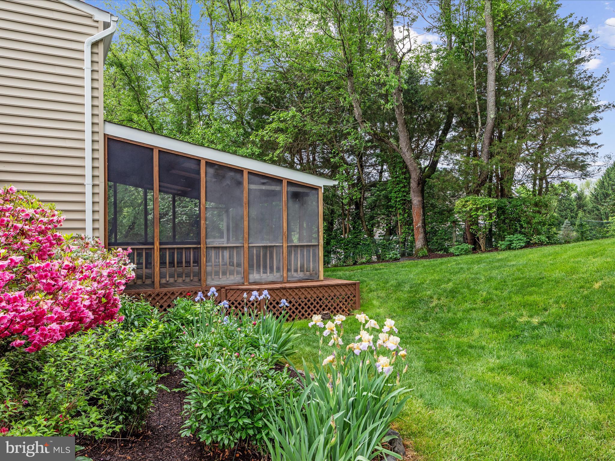 1434 Rosewood Hill Dr