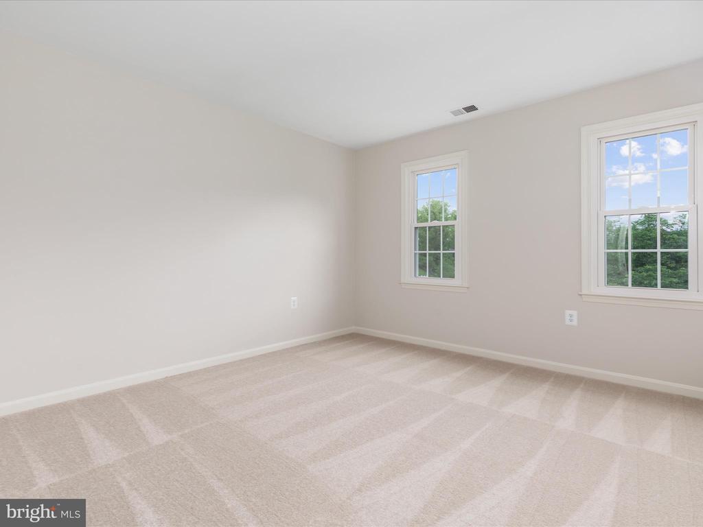 1434 Rosewood Hill Dr