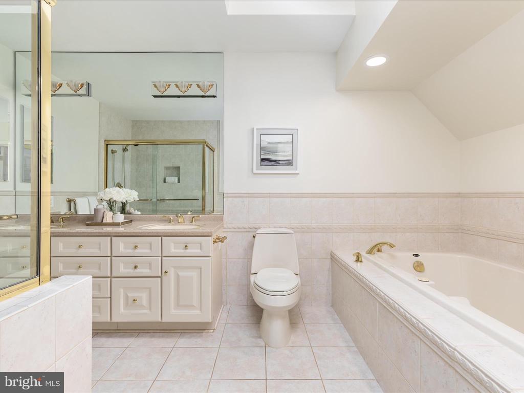 1434 Rosewood Hill Dr