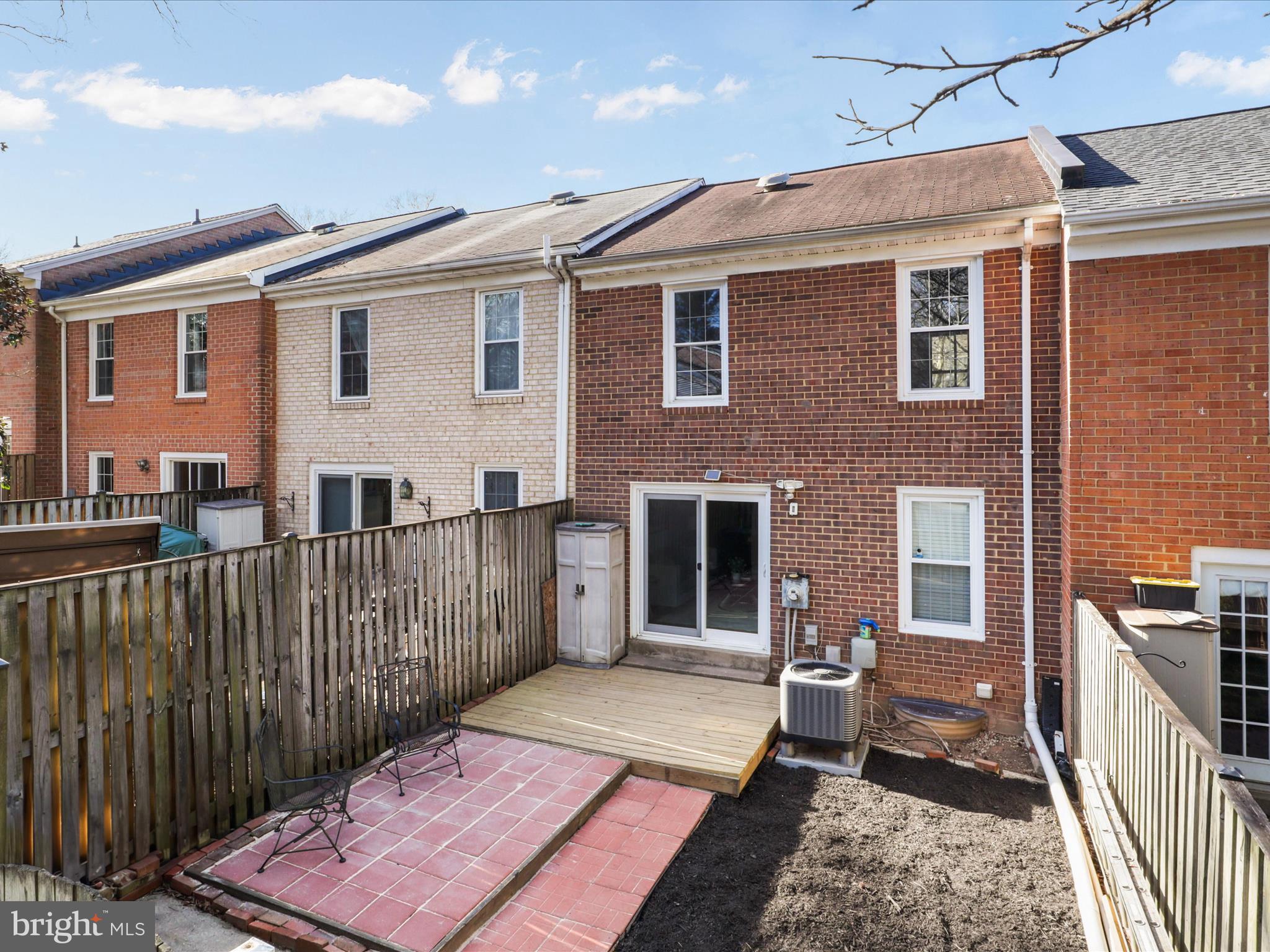 11962 Heathcote Ct