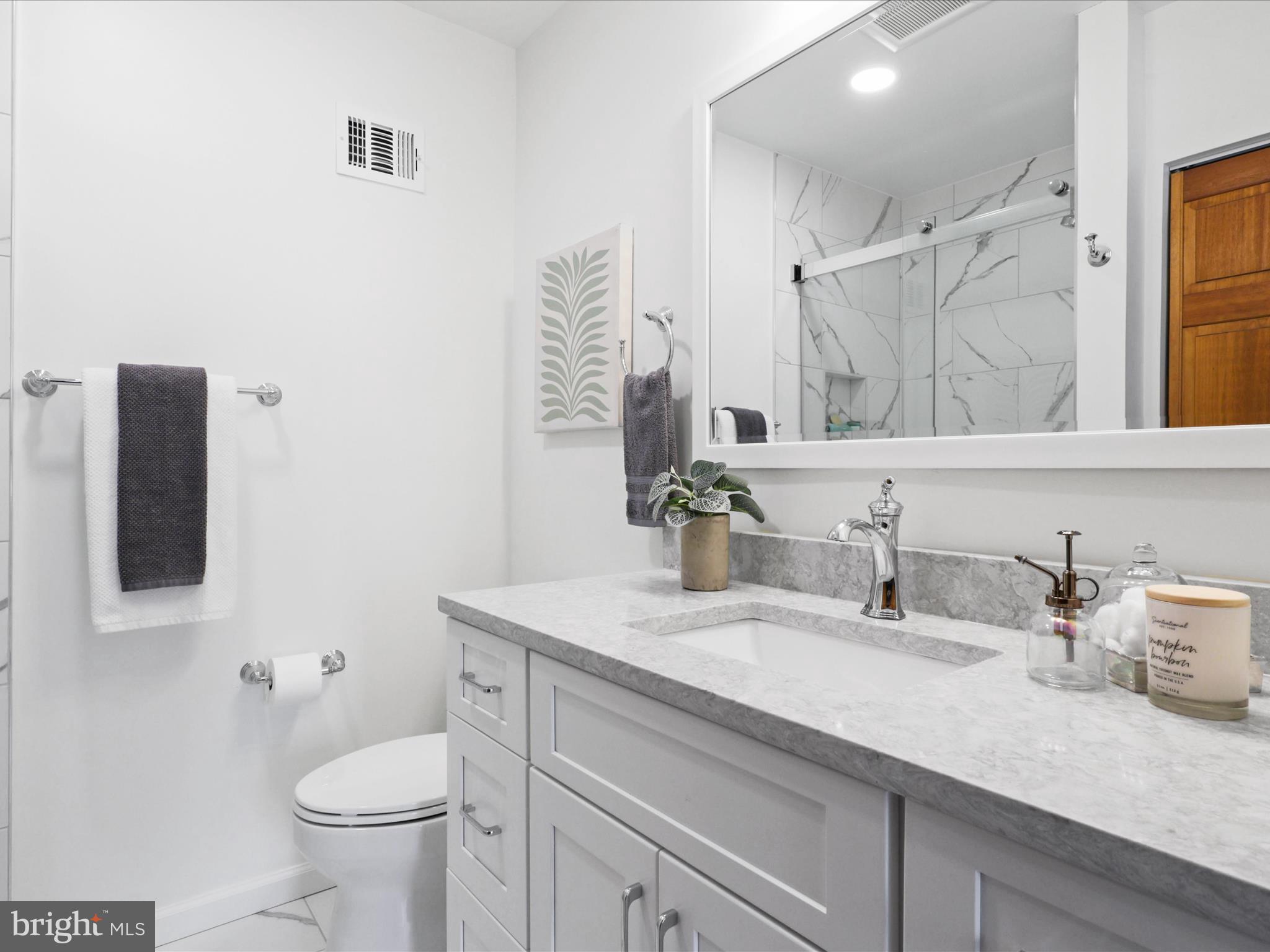 11962 Heathcote Ct
