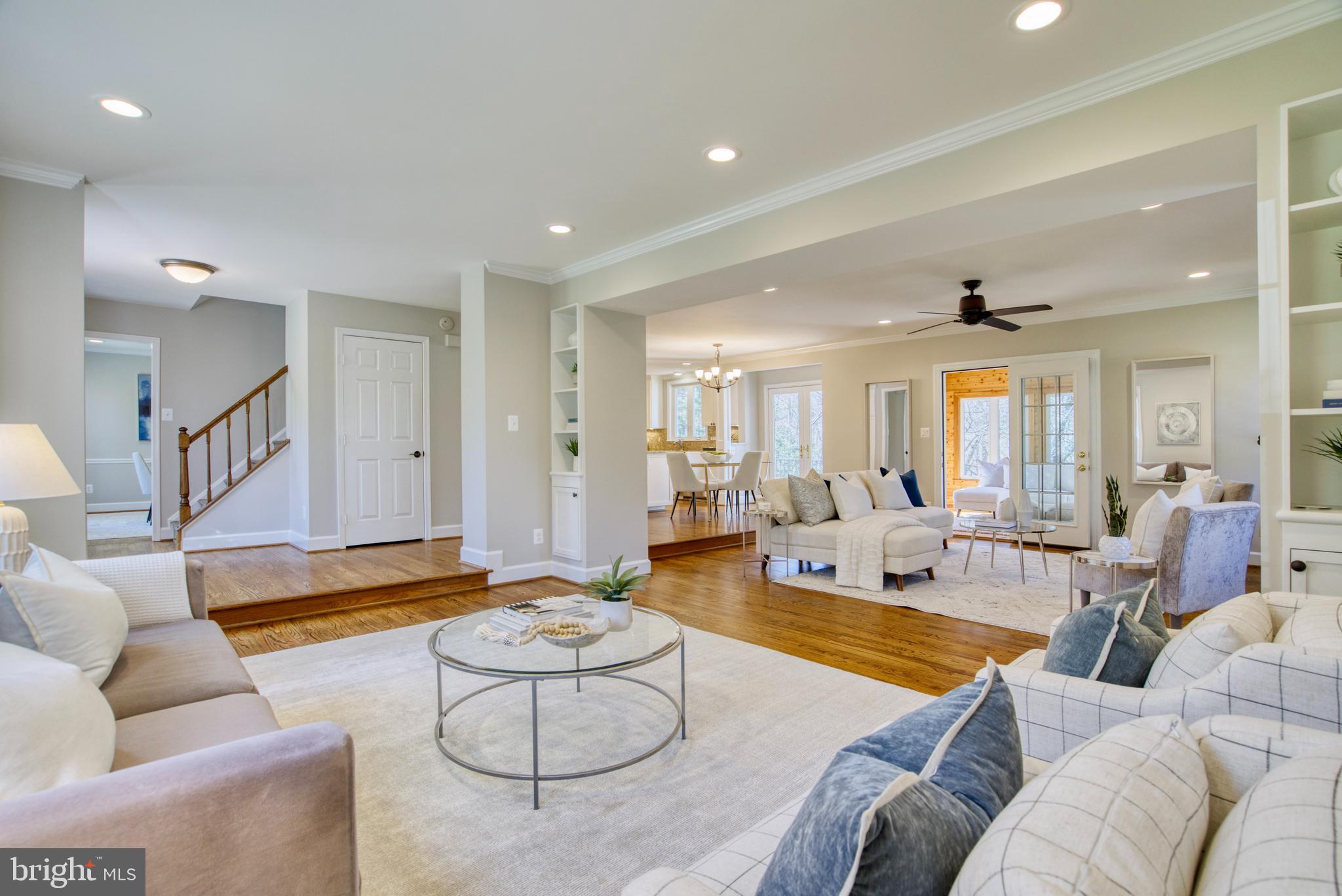 10854 Country Pond