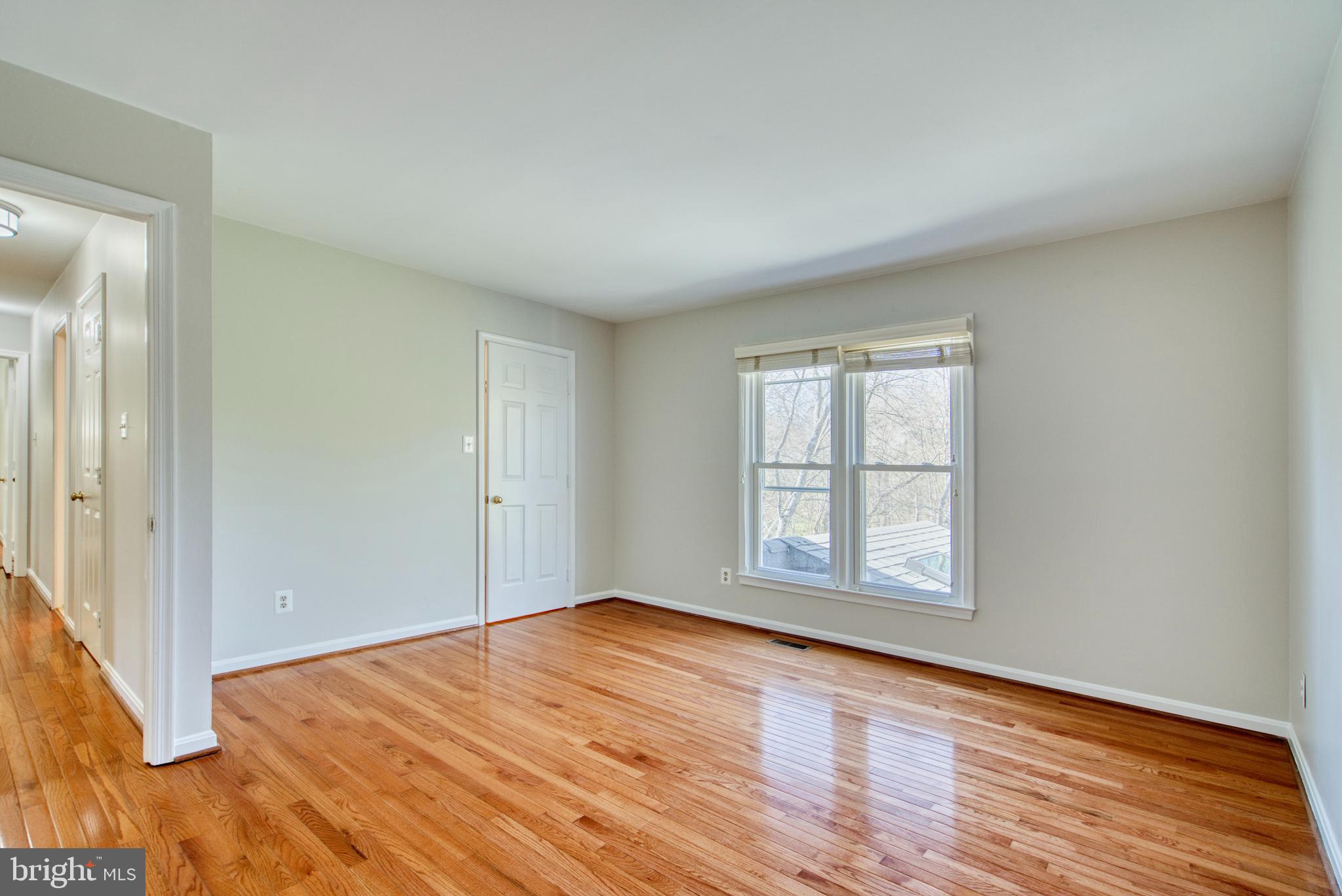 10854 Country Pond