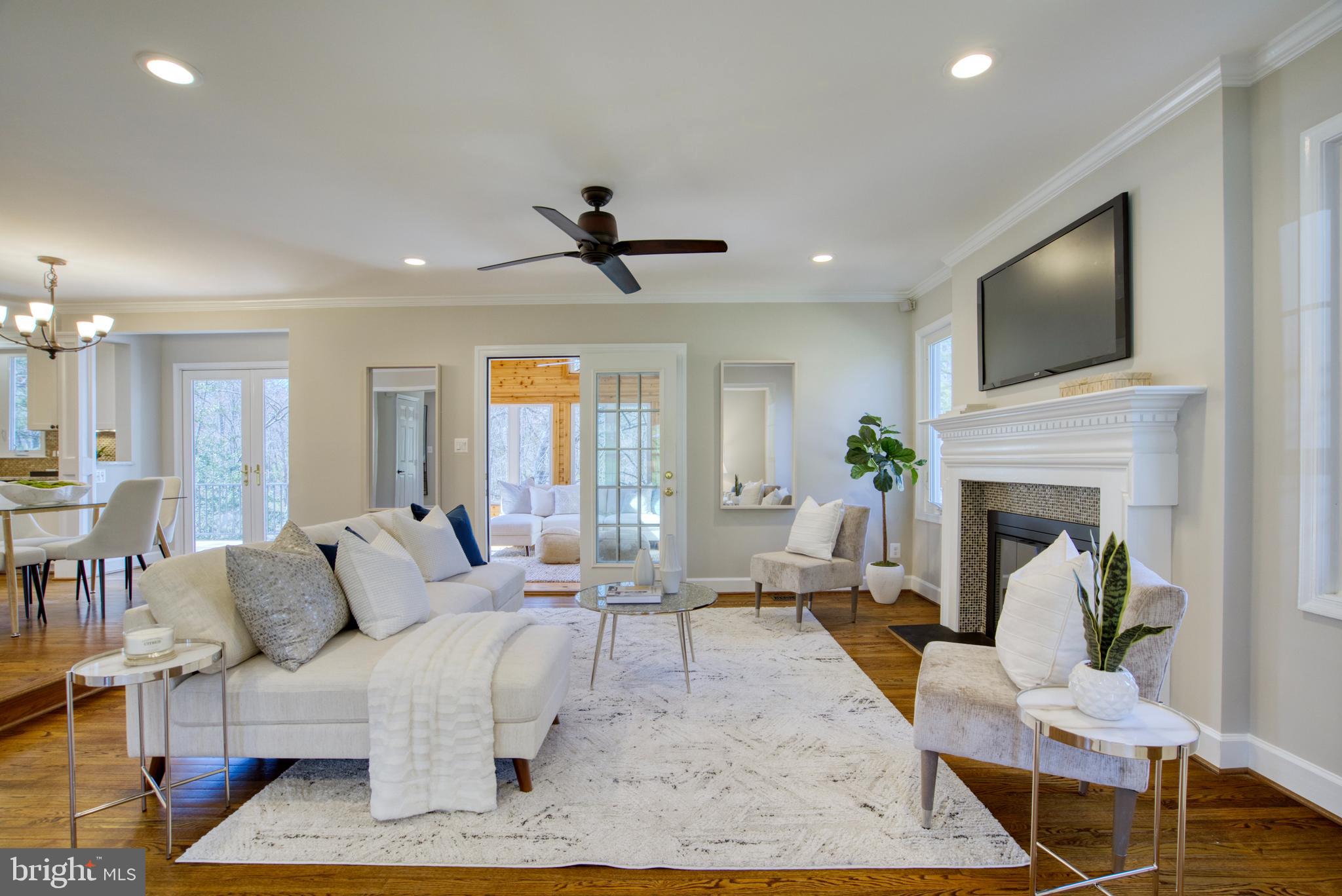 10854 Country Pond
