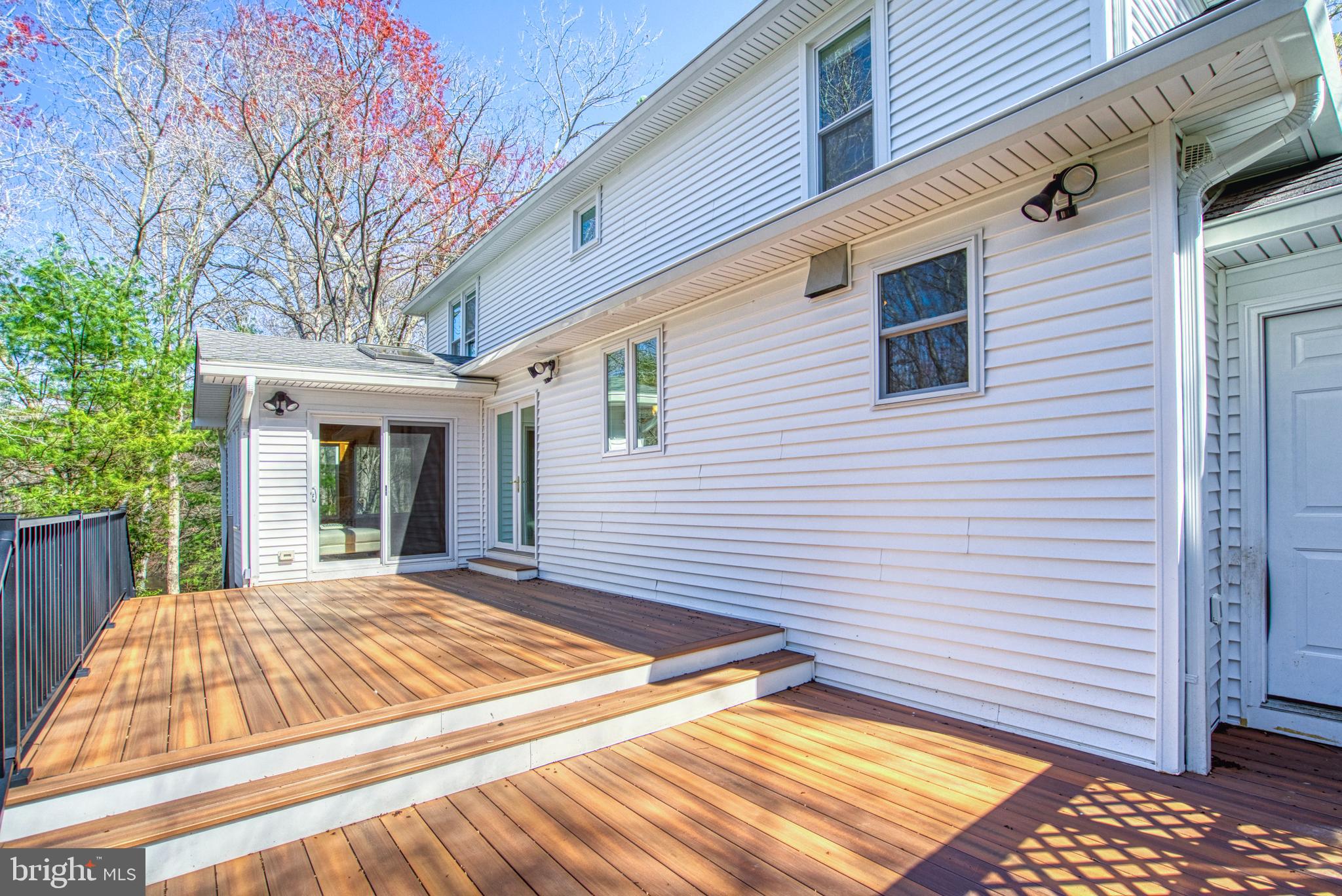 10854 Country Pond