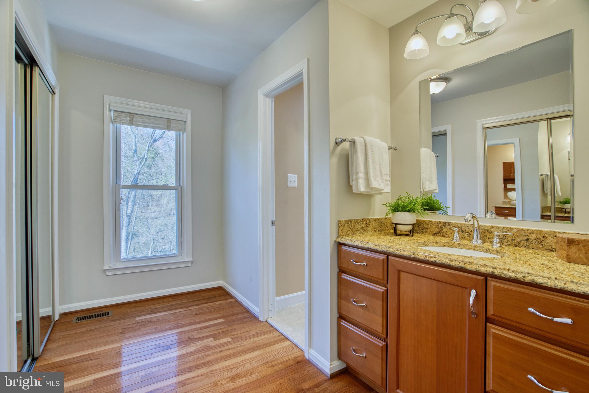 10854 Country Pond