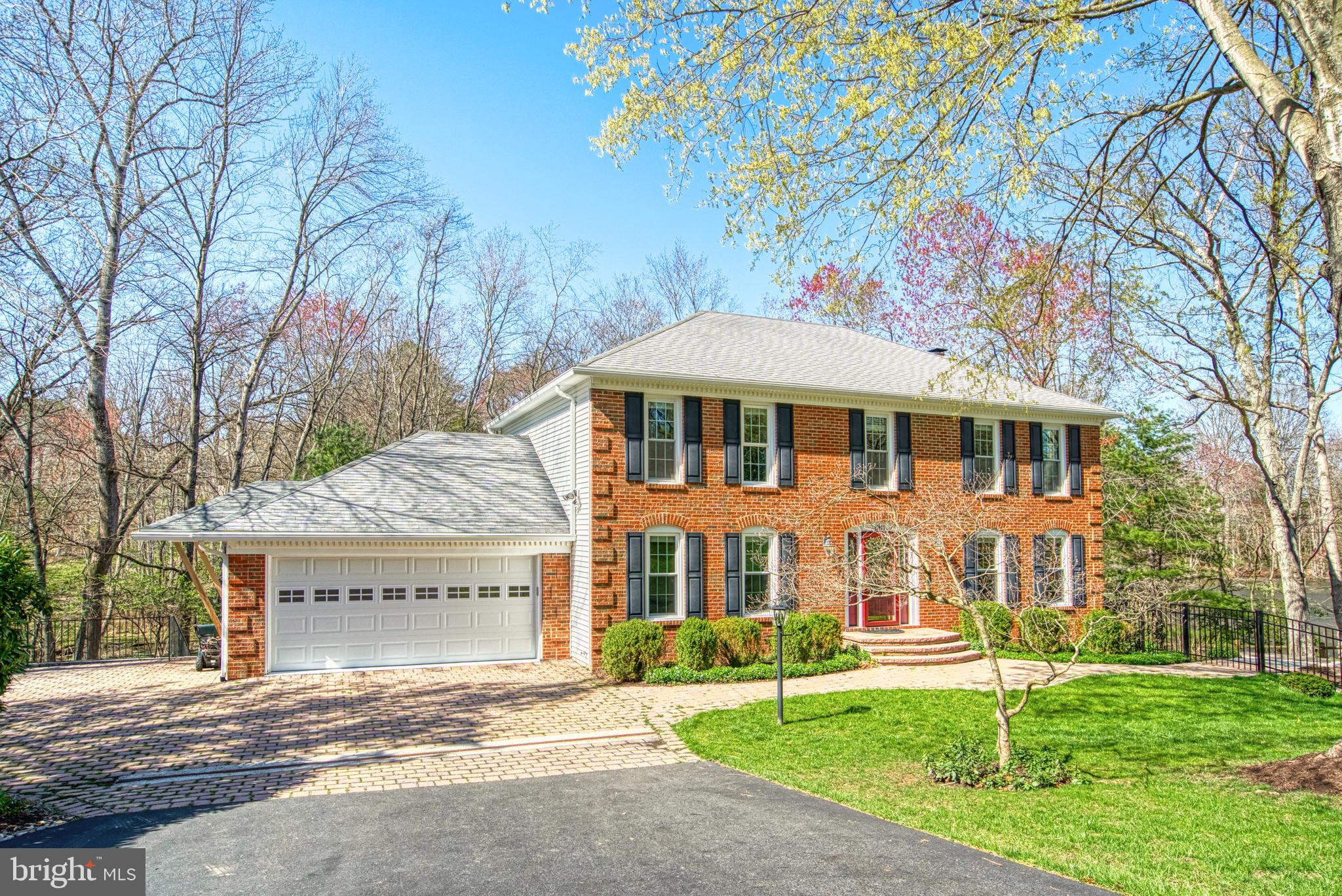 10854 Country Pond