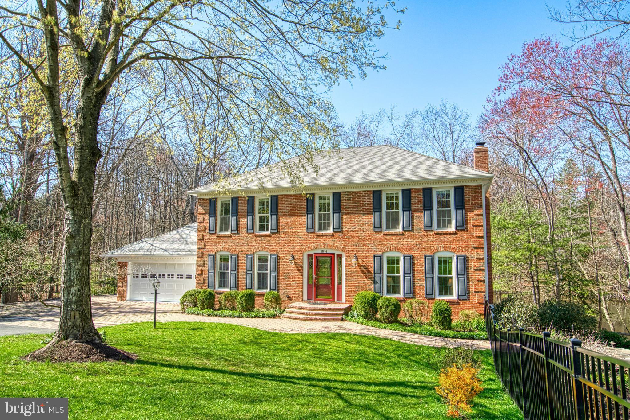 10854 Country Pond