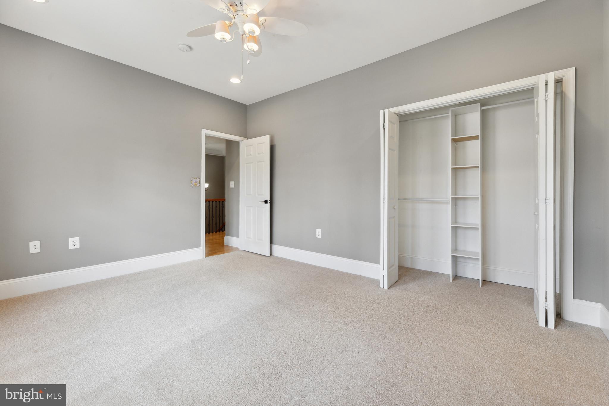 1931 Hillside Dr