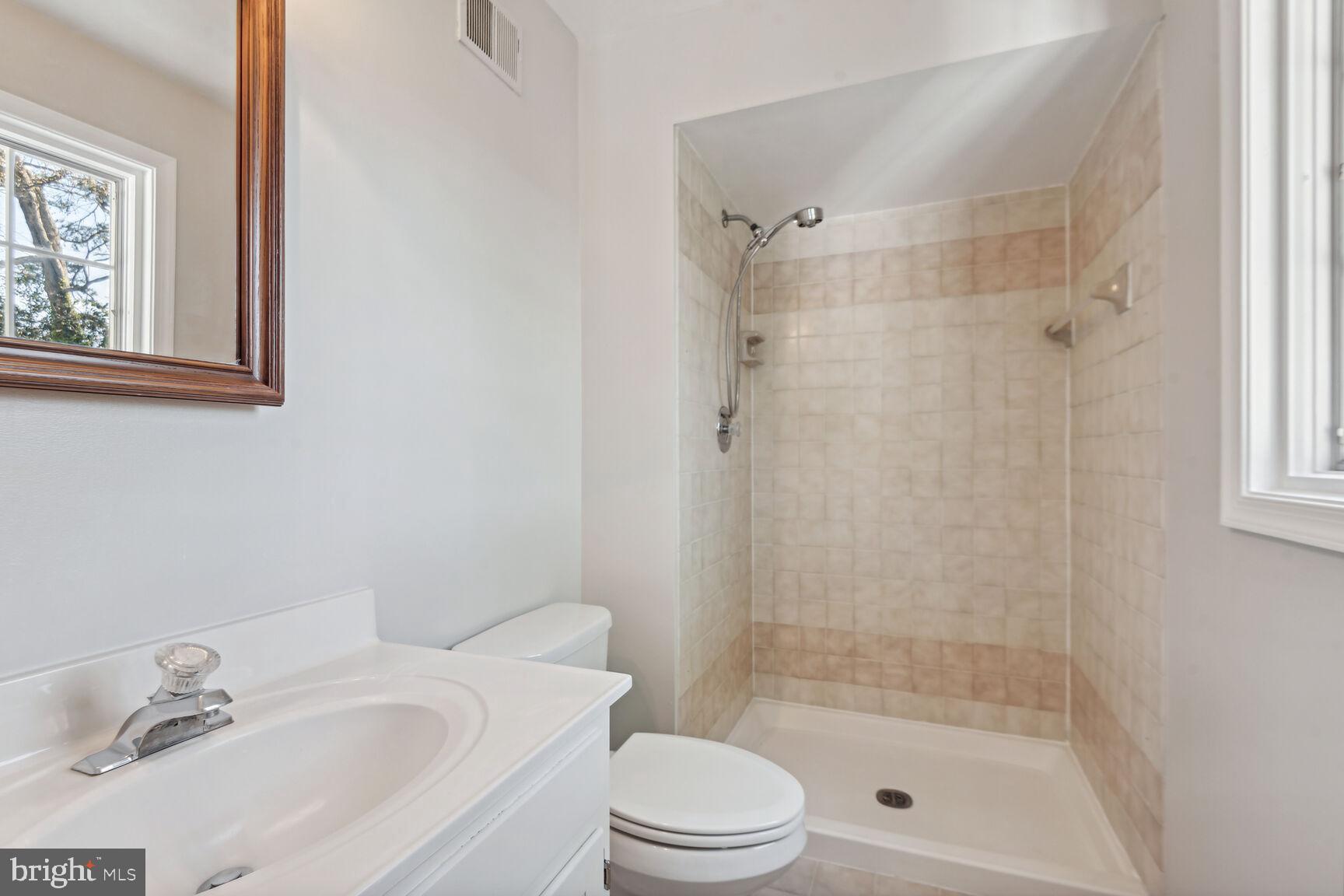 8805 Southlea Ct