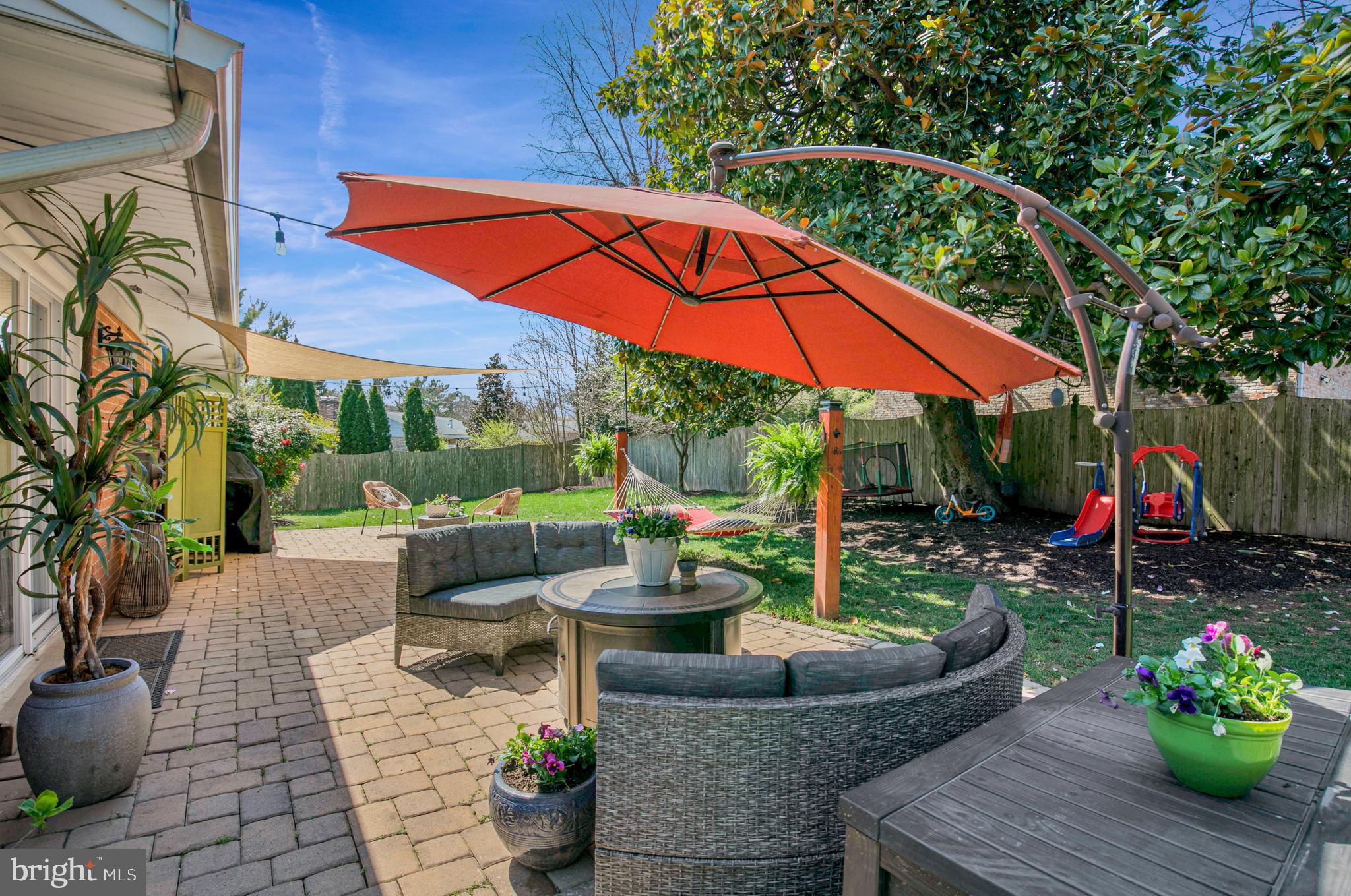 8600 Willowmere Dr