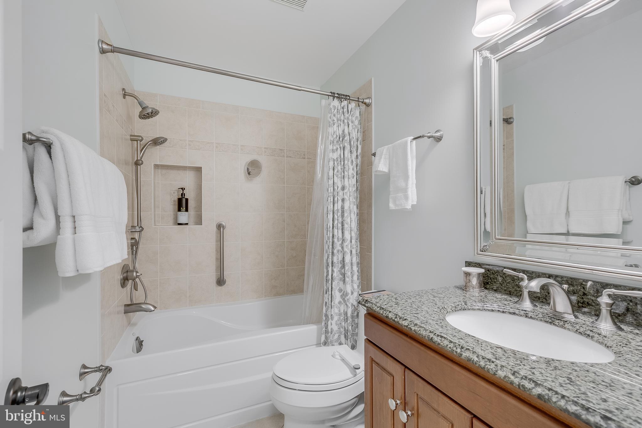 8600 Willowmere Dr