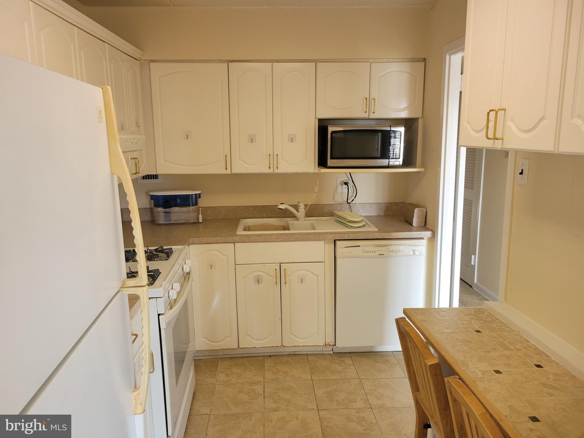2622 Redcoat Dr #168