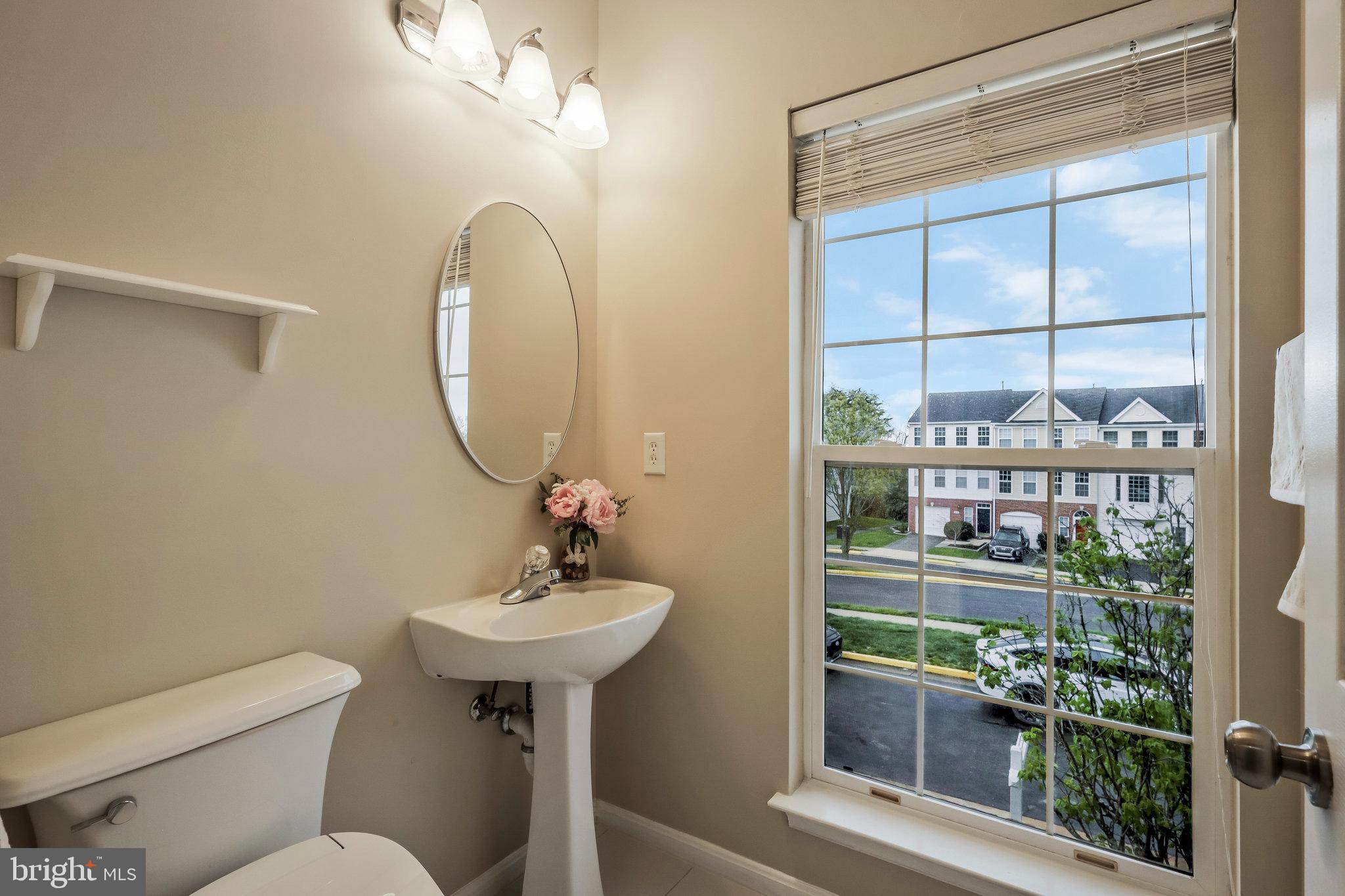 5243 Ballycastle Cir