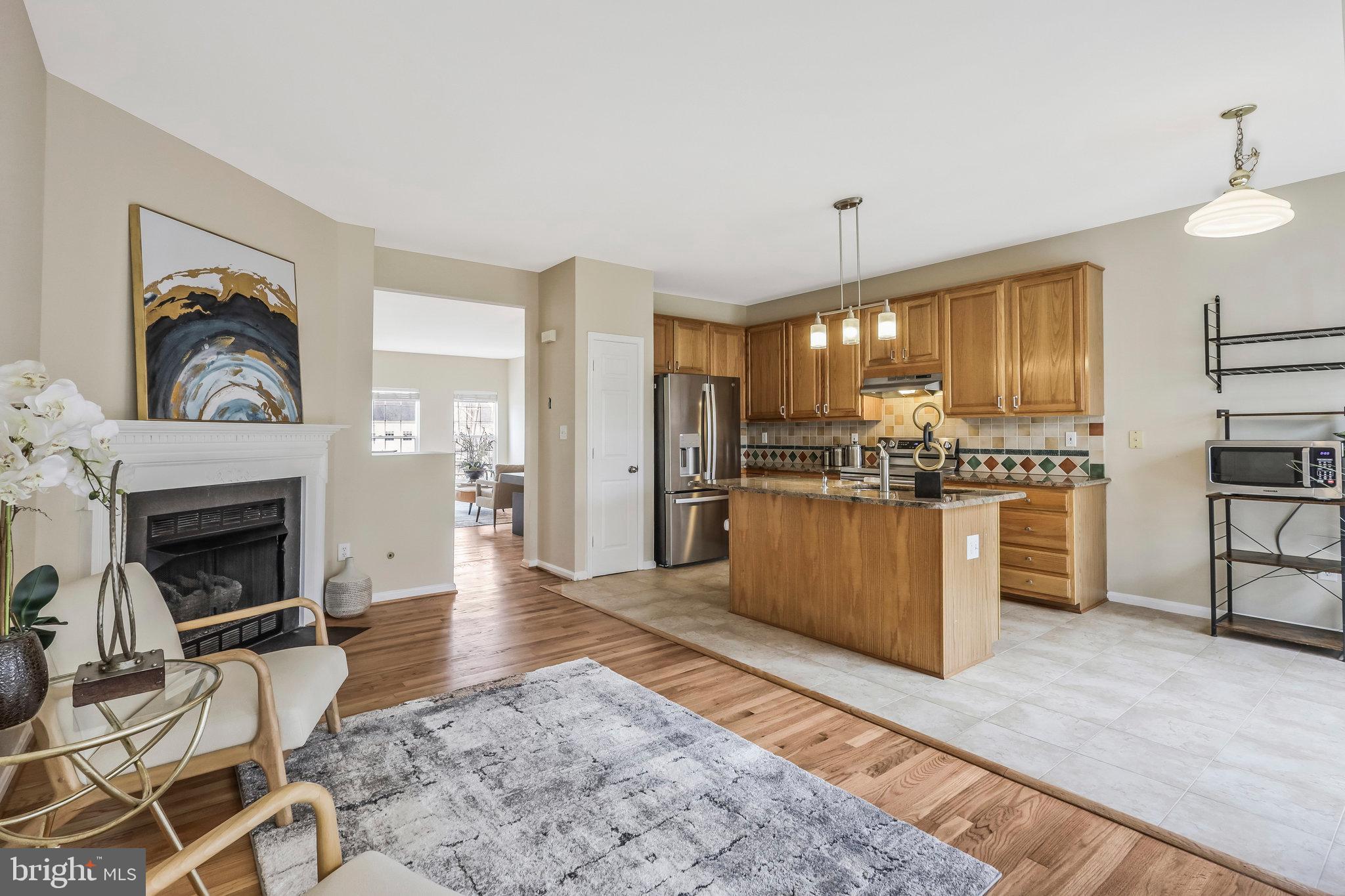 5243 Ballycastle Cir