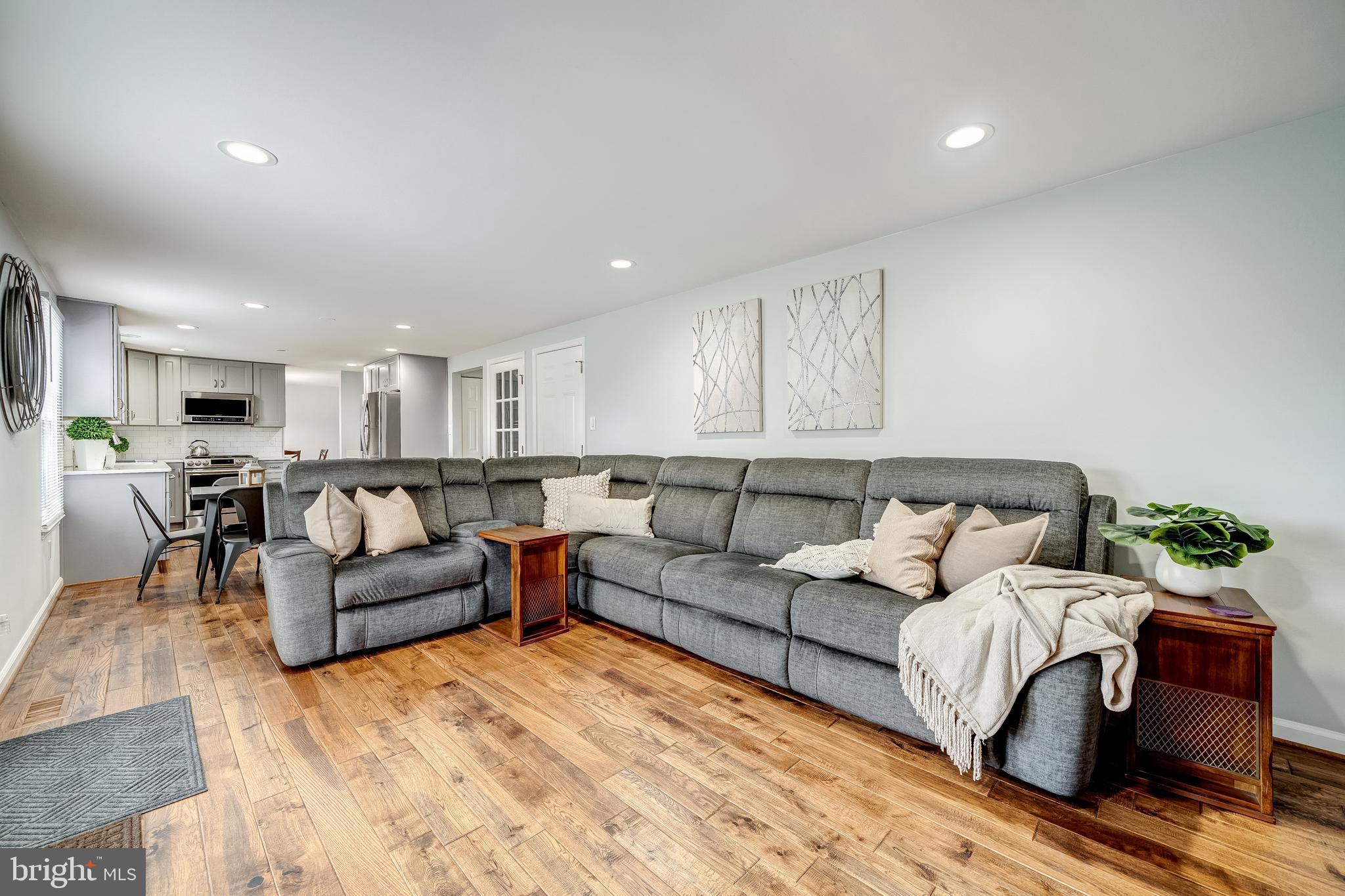 5458 BRADDOCK RIDGE DRIVE