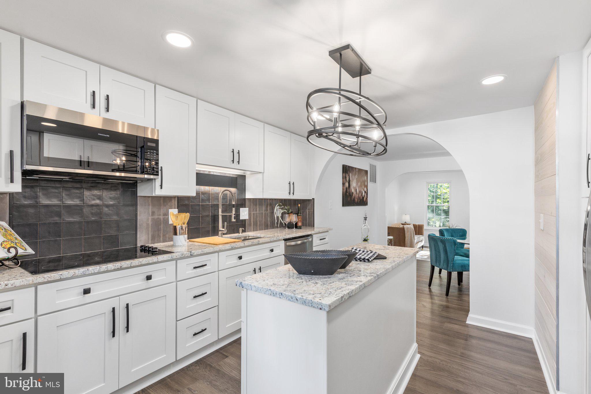 10123 Walnut Wood Ct