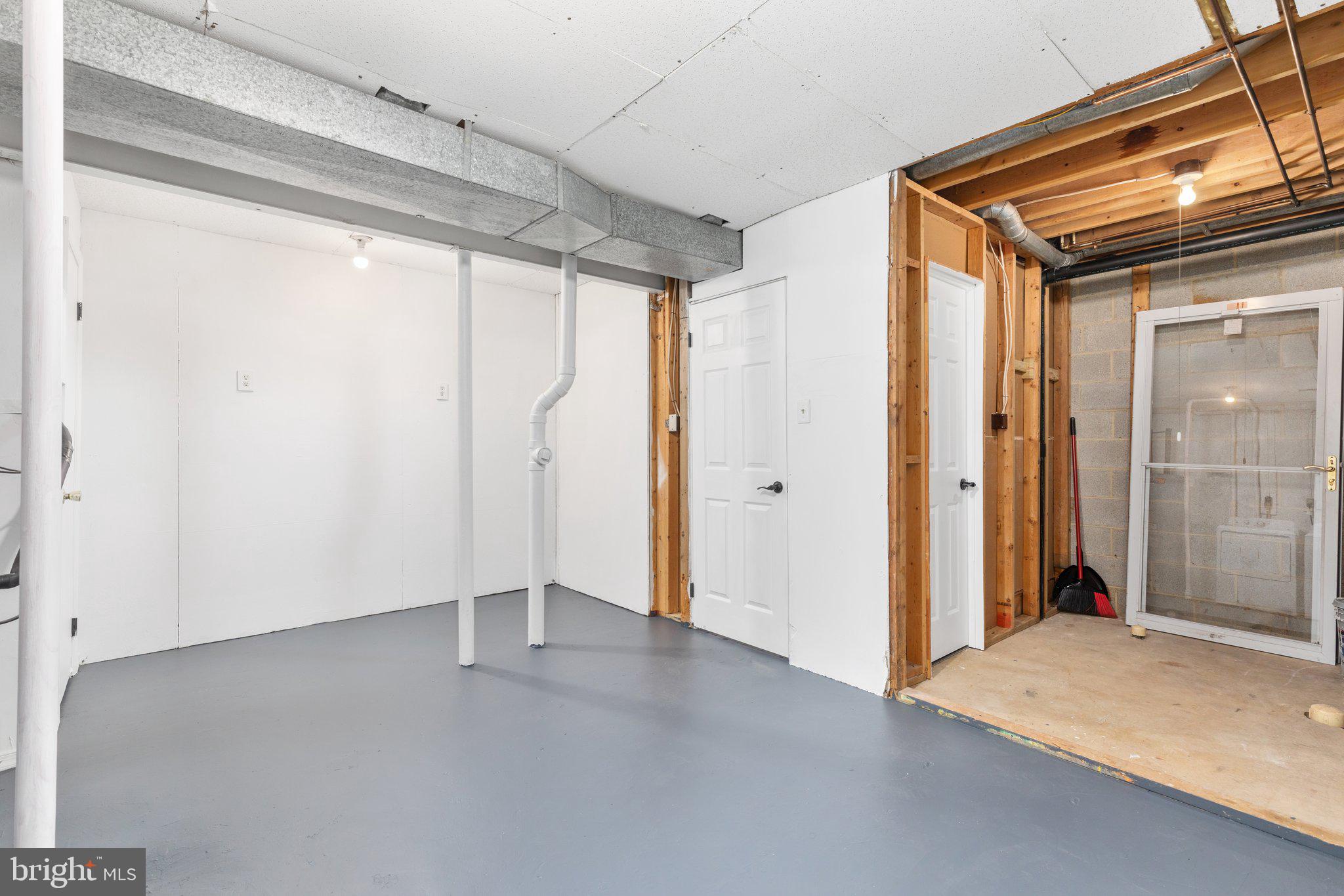 10123 Walnut Wood Ct