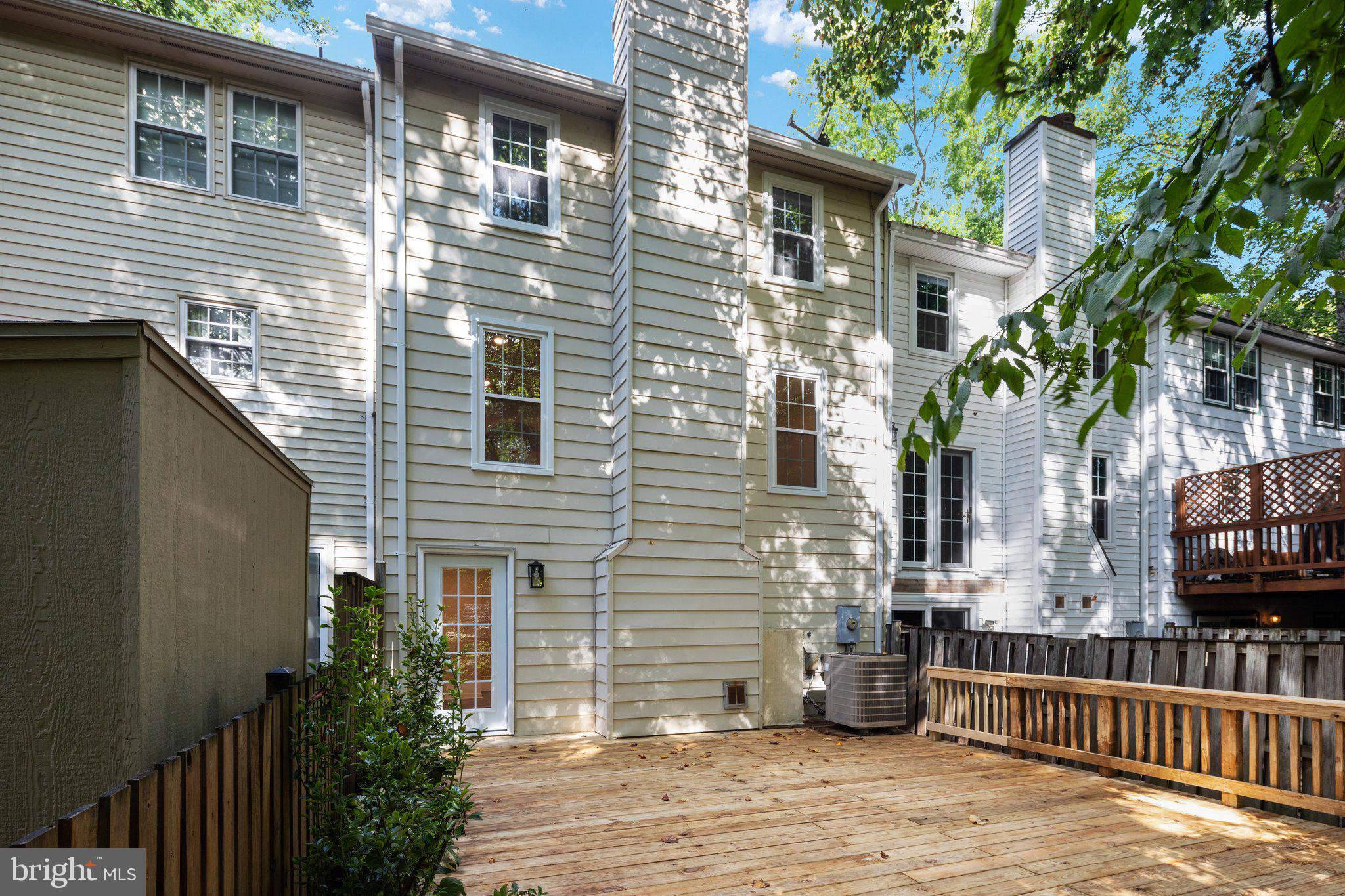 10123 Walnut Wood Ct
