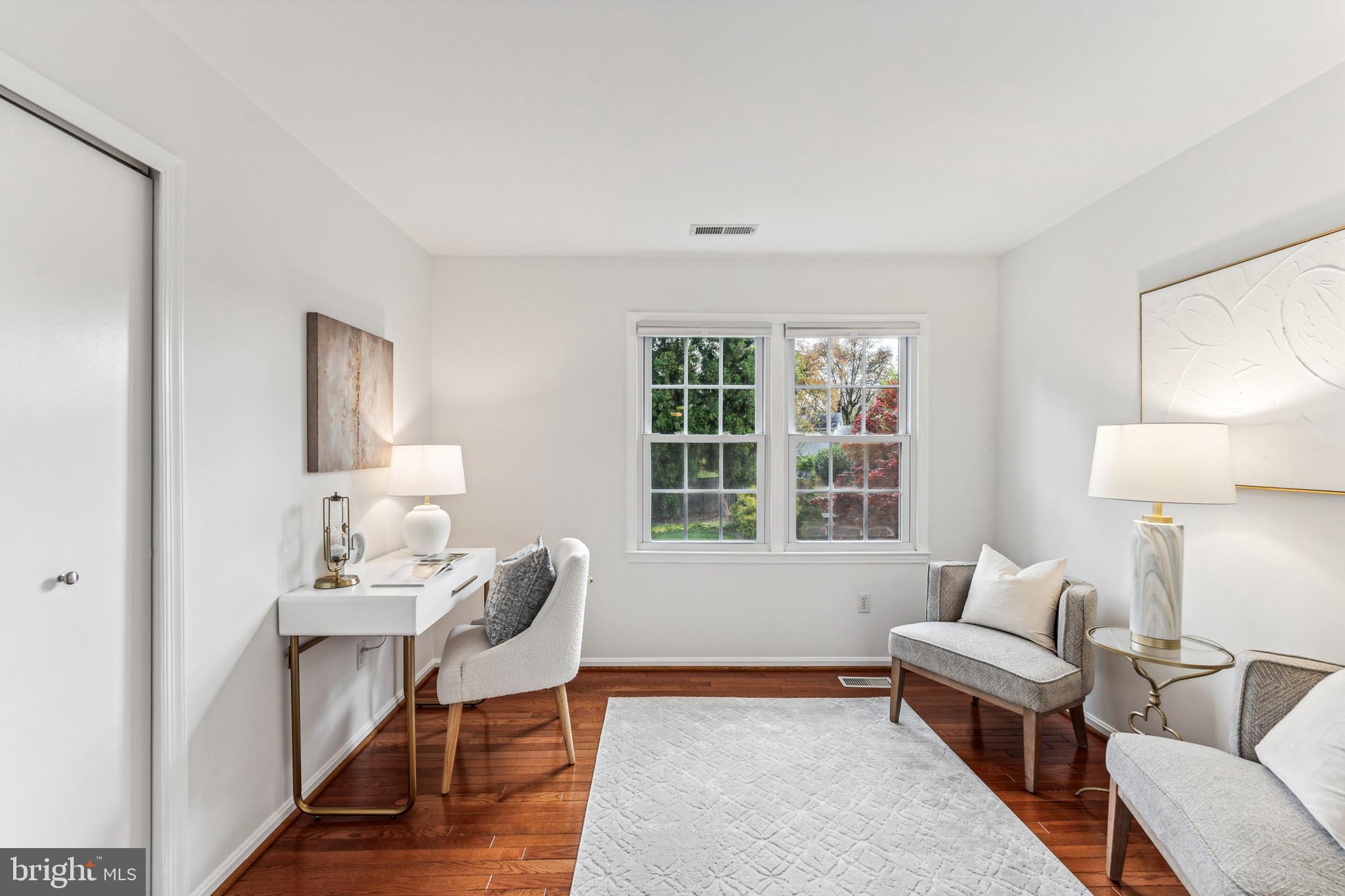 203 Ceret Ct SW