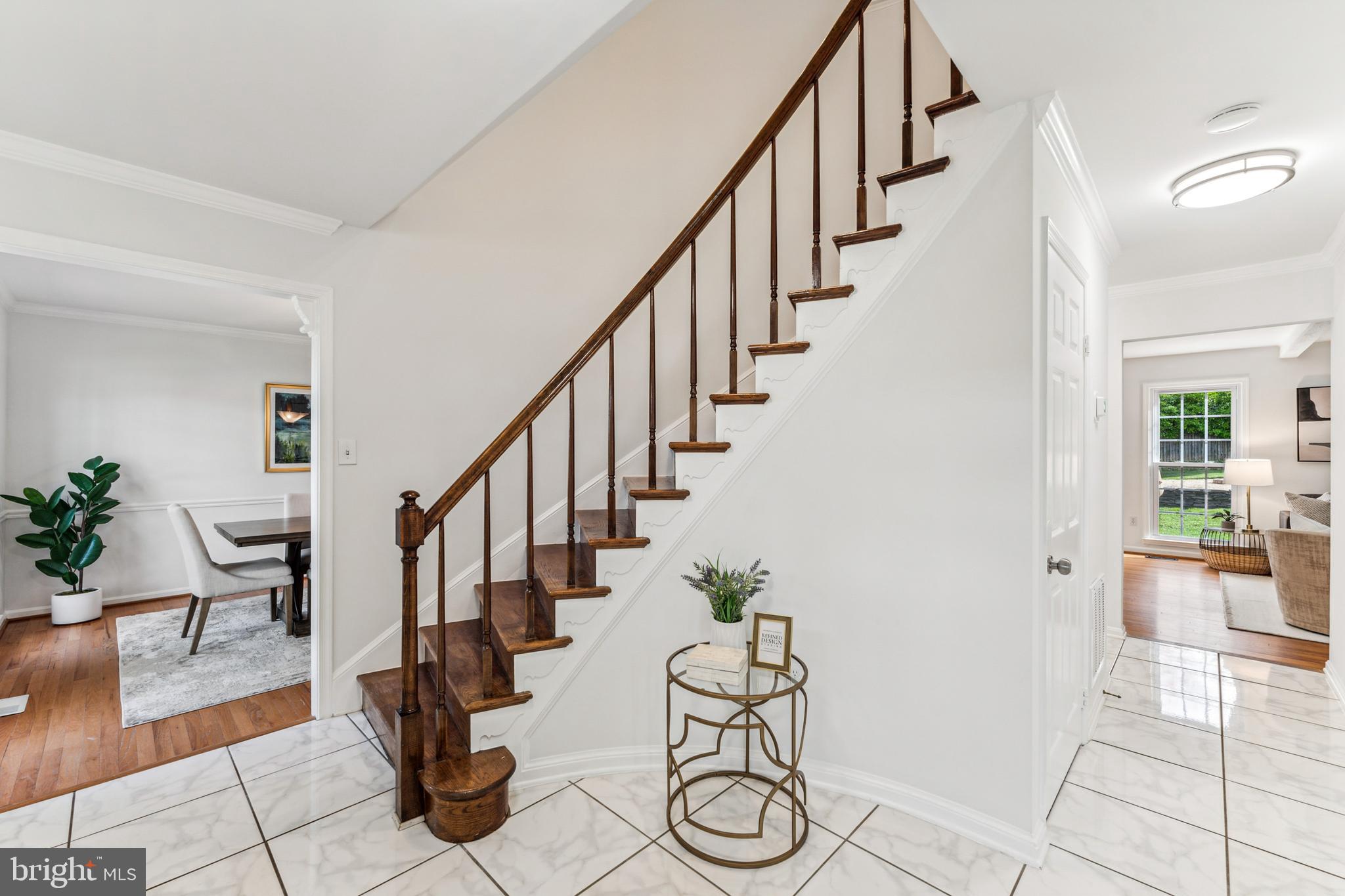 203 Ceret Ct SW
