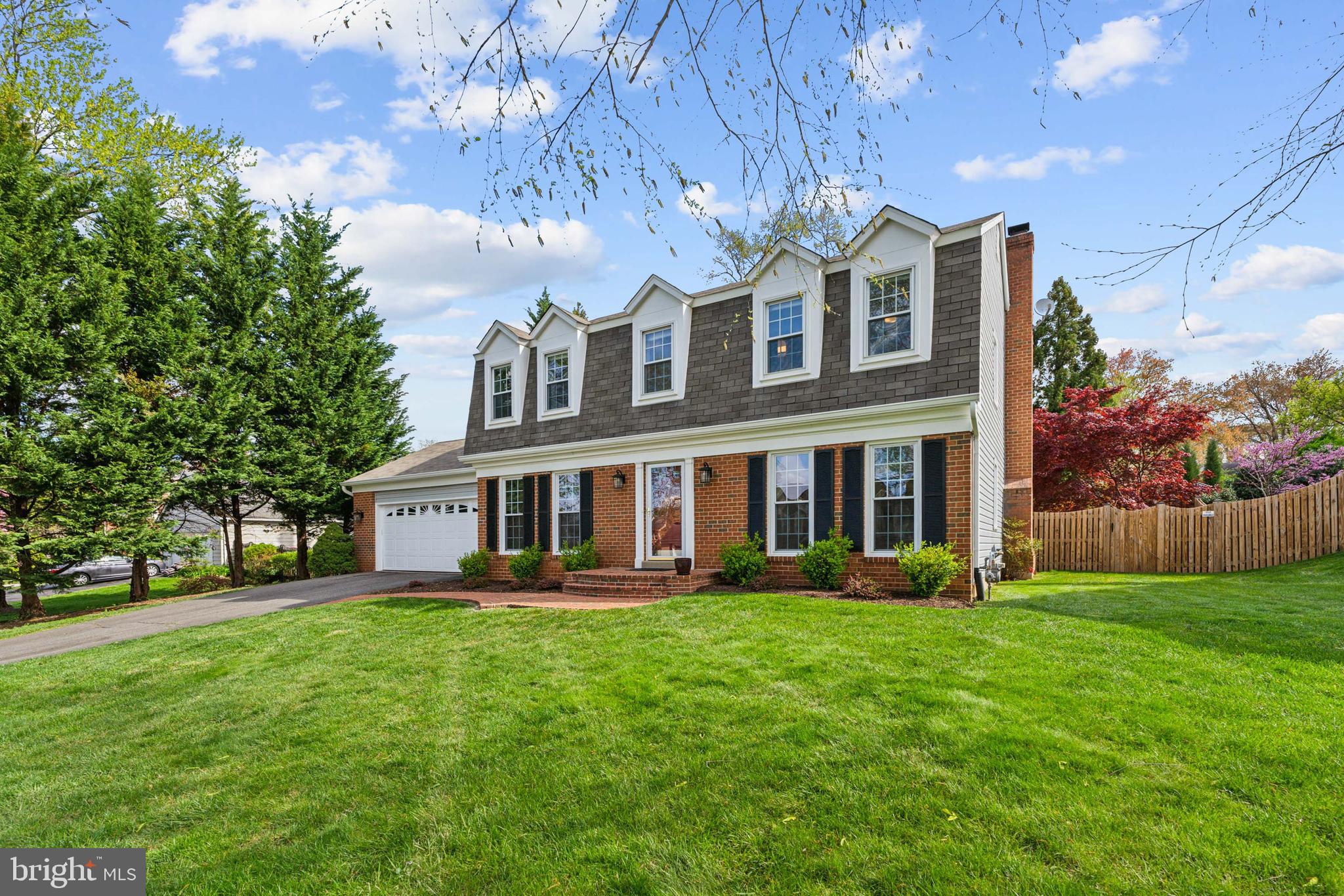 203 Ceret Ct SW
