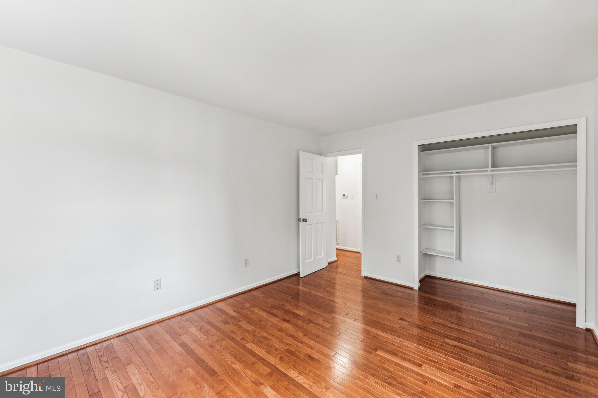 203 Ceret Ct SW