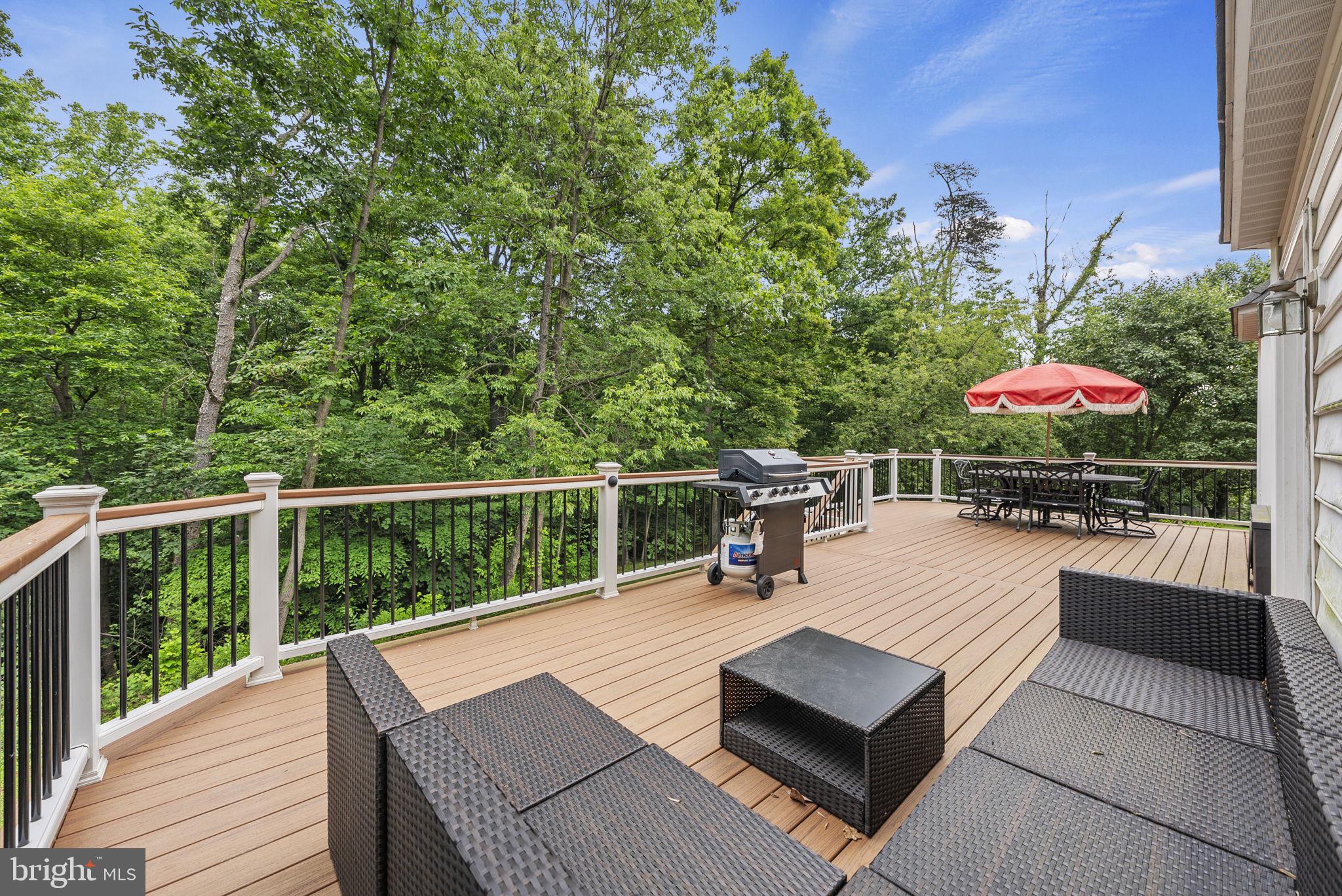 6101 Tobey Ct