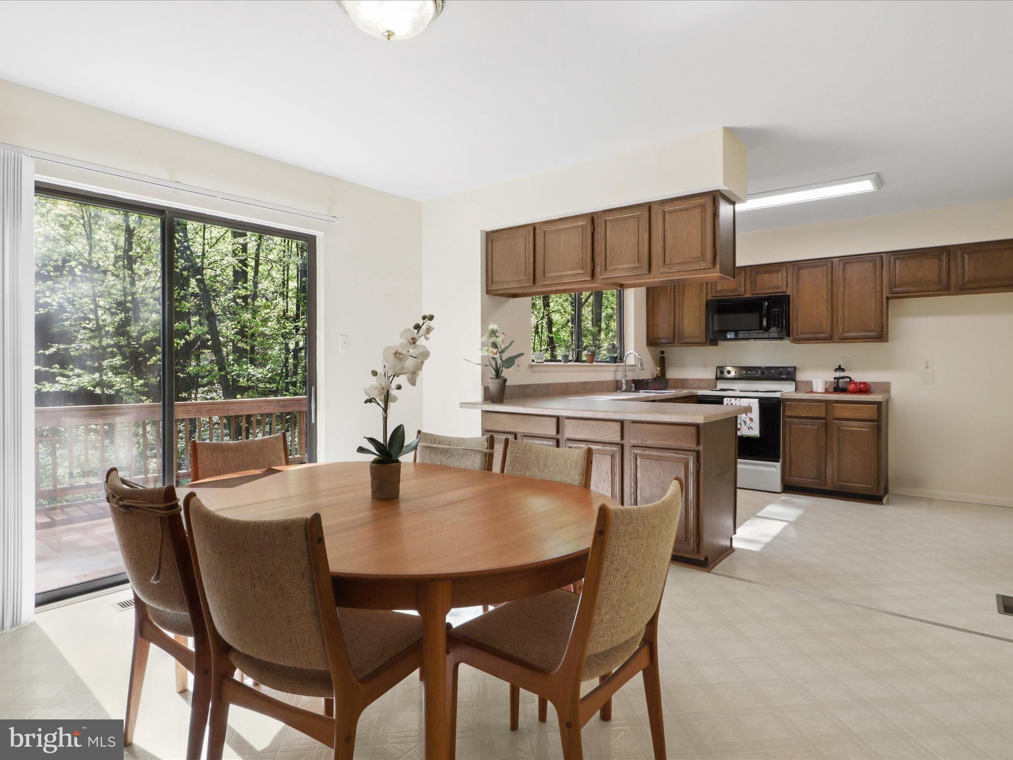 2030 Swans Neck Way