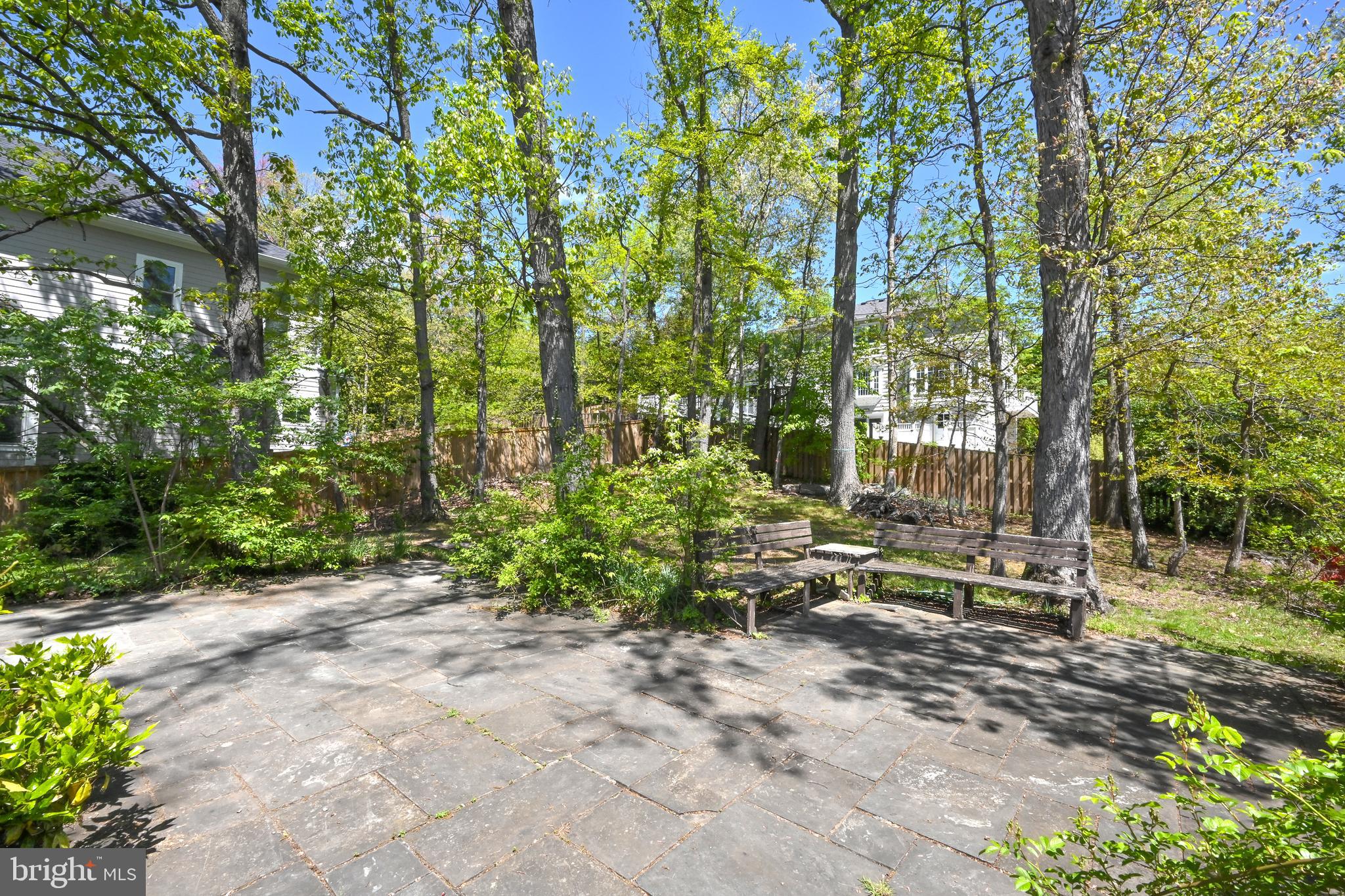 2331 Highland Ave