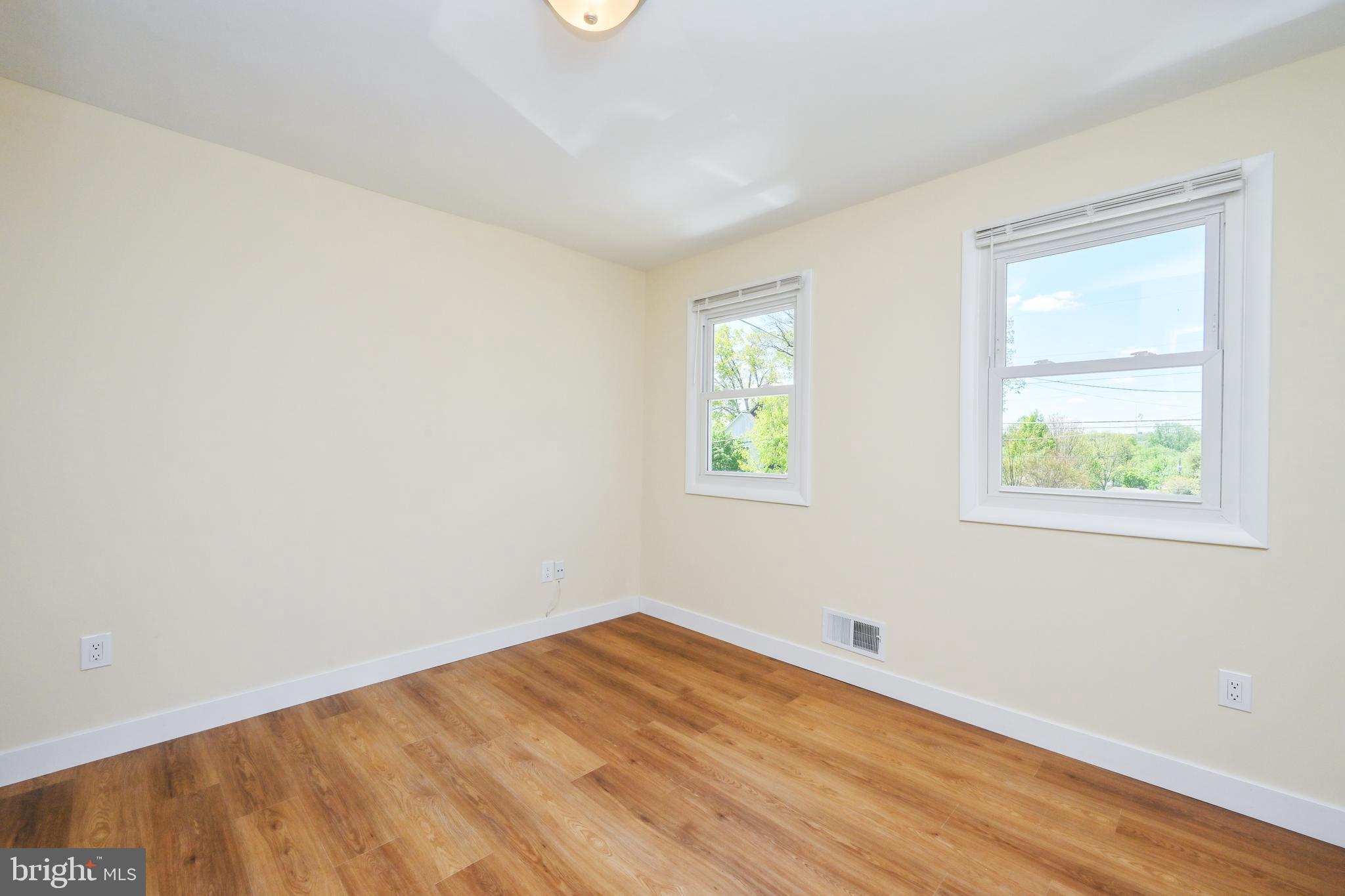 2331 Highland Ave