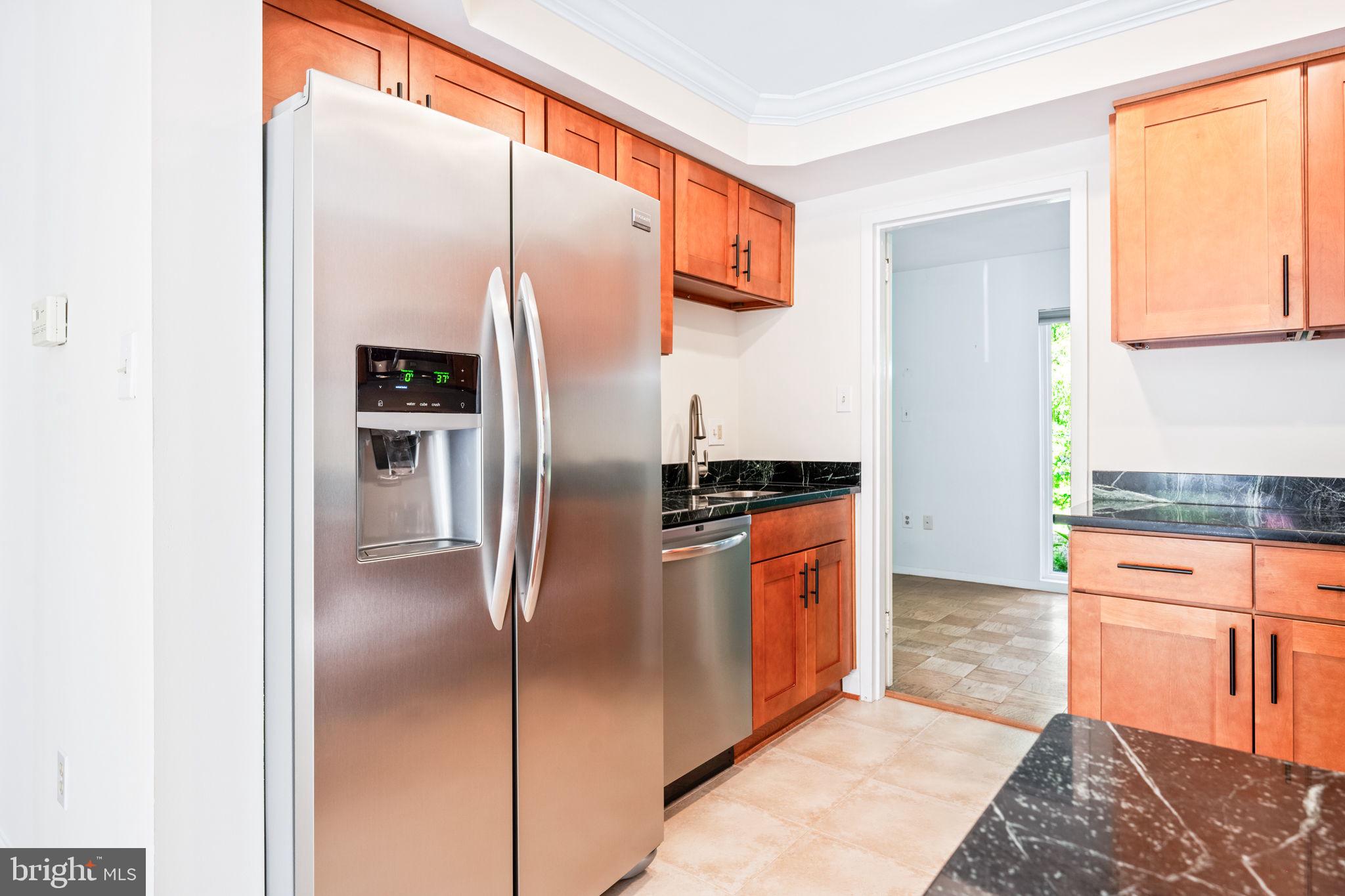 1705 Ivy Oak Sq