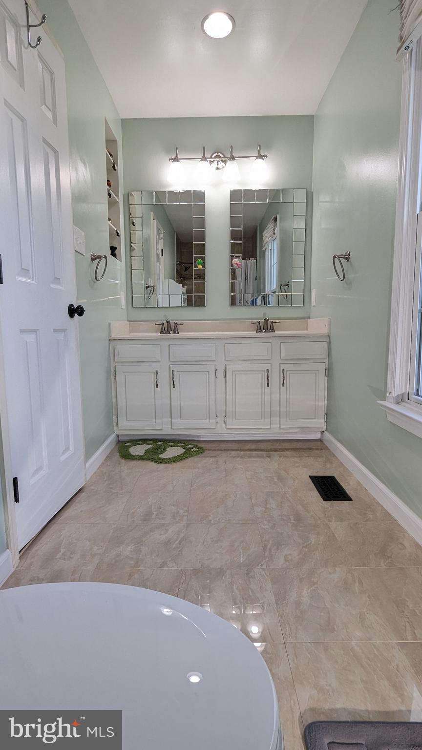 13180 LAZY GLEN LANE