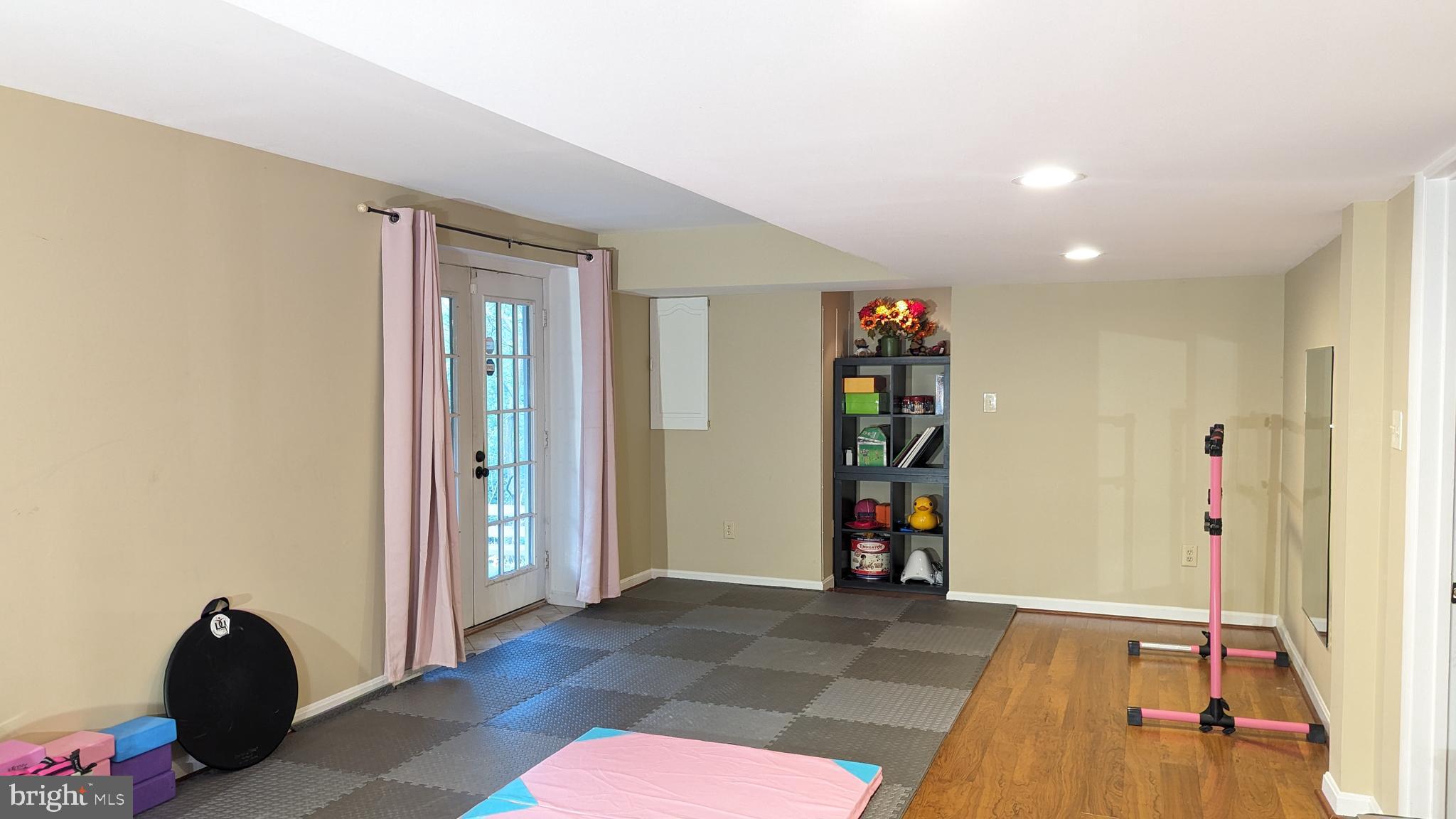 13180 LAZY GLEN LANE