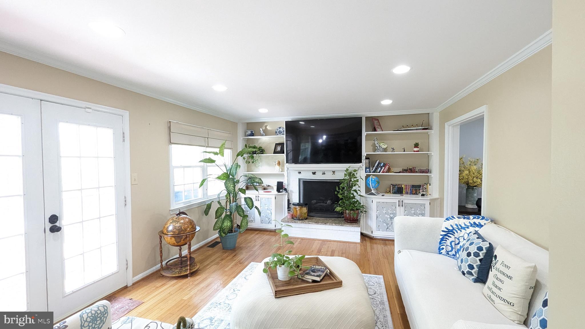 13180 LAZY GLEN LANE