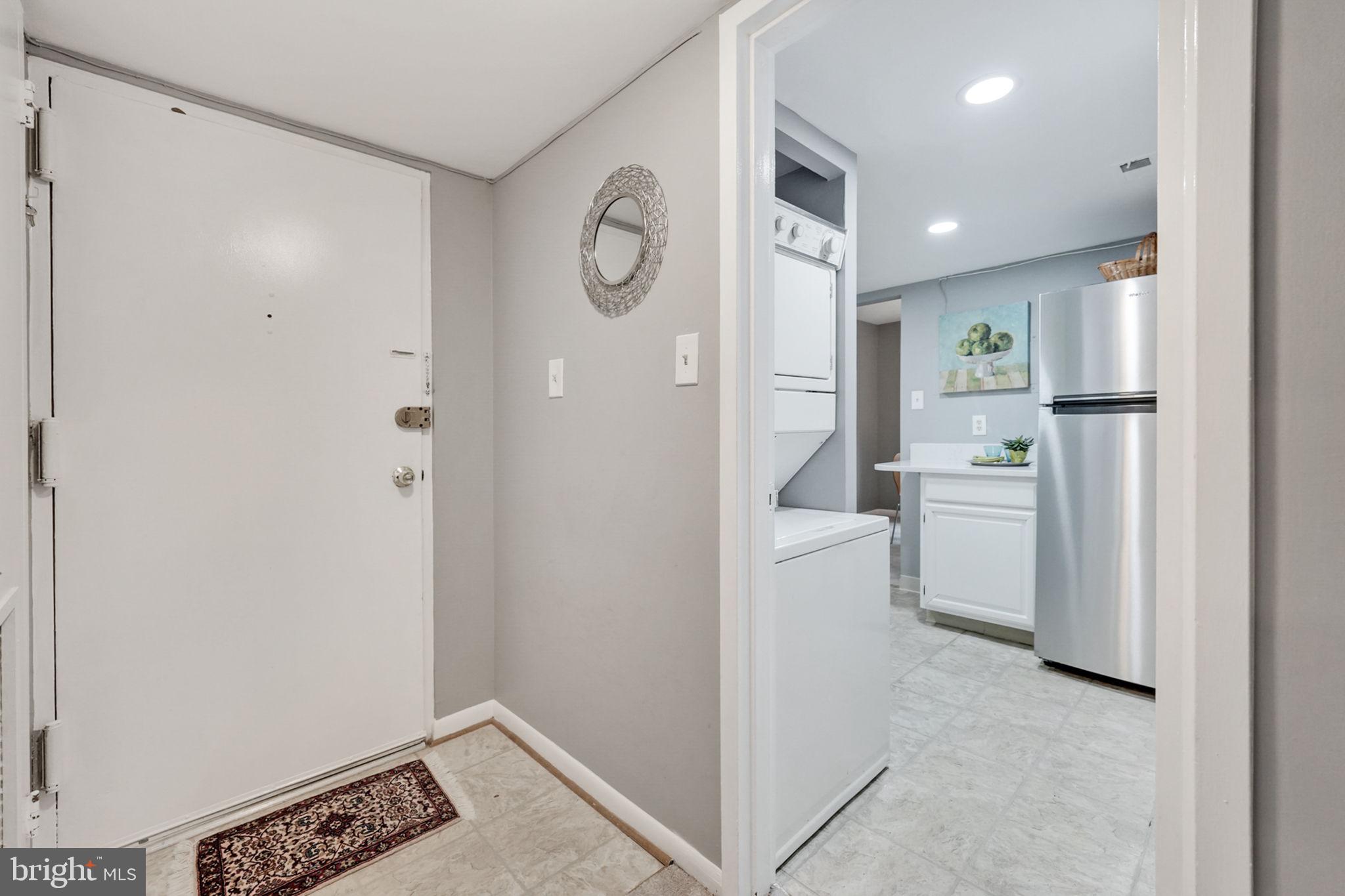 1426 Northgate Sq #1426-12b