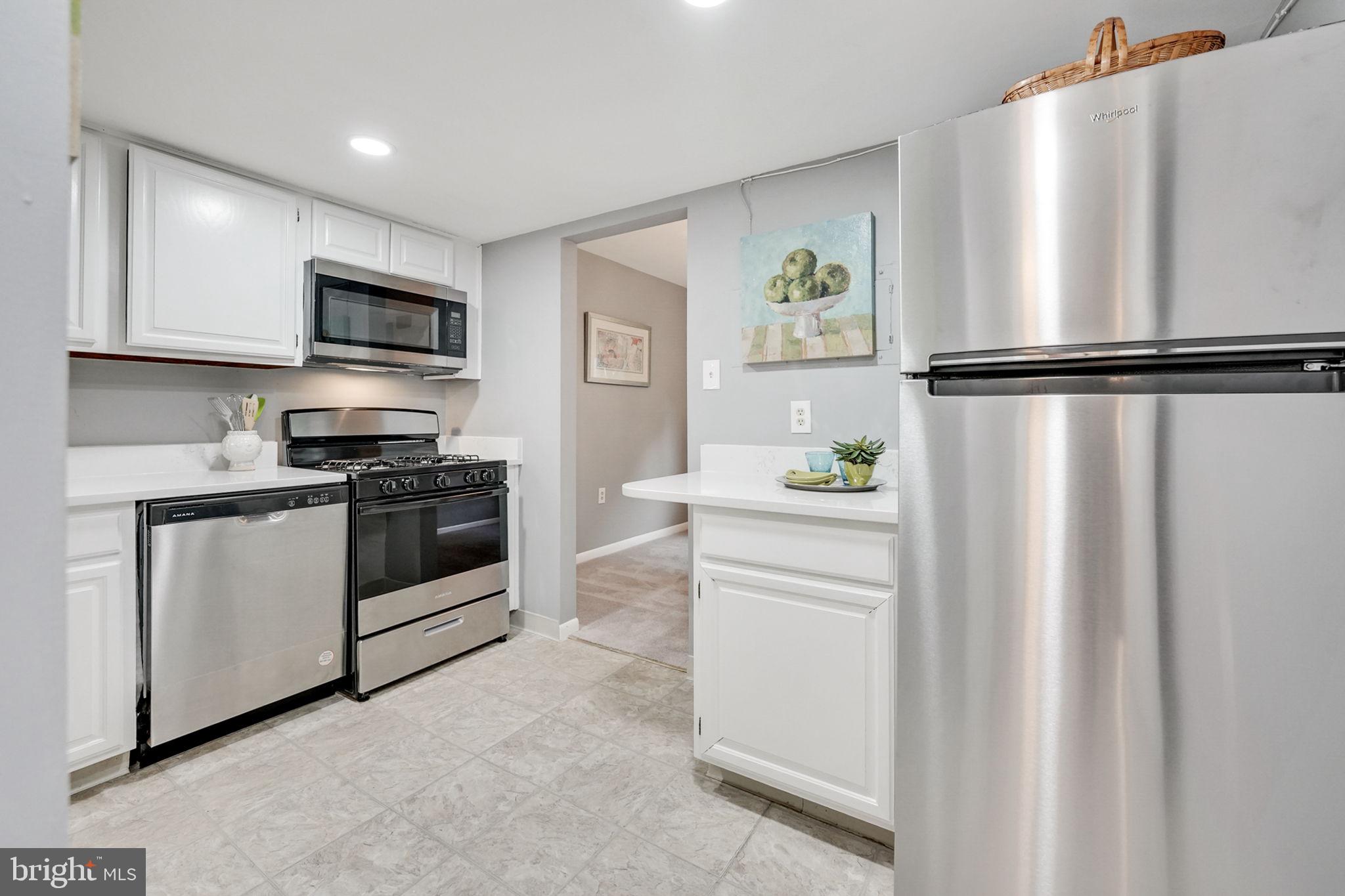 1426 Northgate Sq #1426-12b