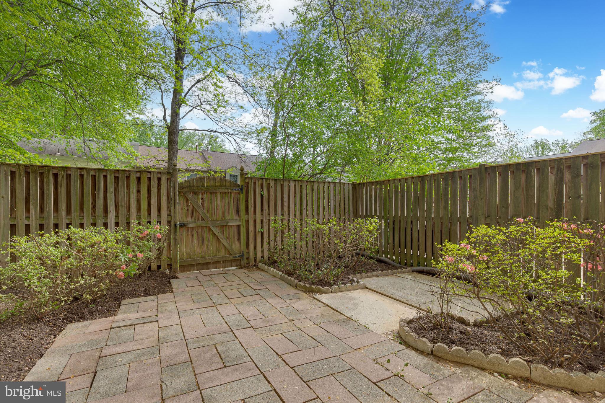 9557 Cherry Oak Ct