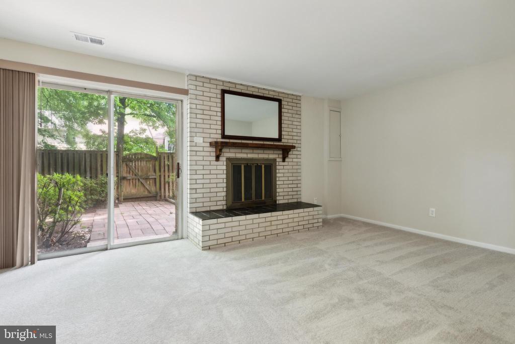 9557 Cherry Oak Ct