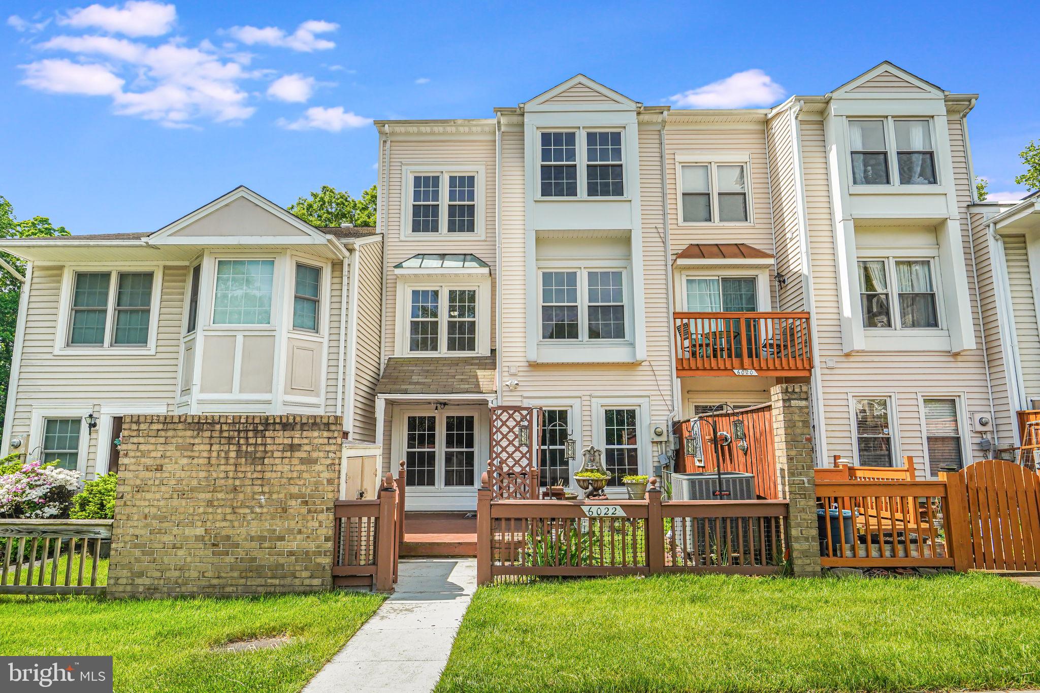 6022 Chestnut Hollow Ct
