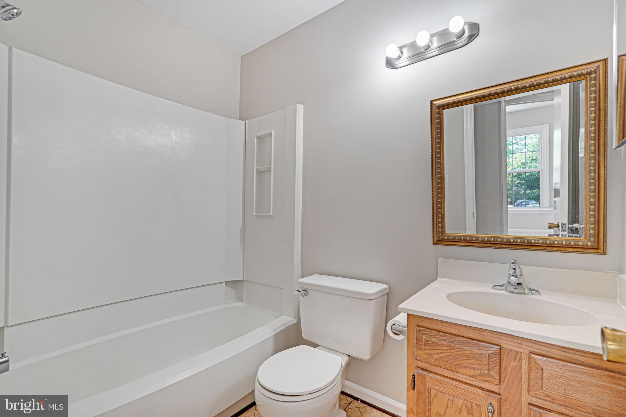 6022 Chestnut Hollow Ct