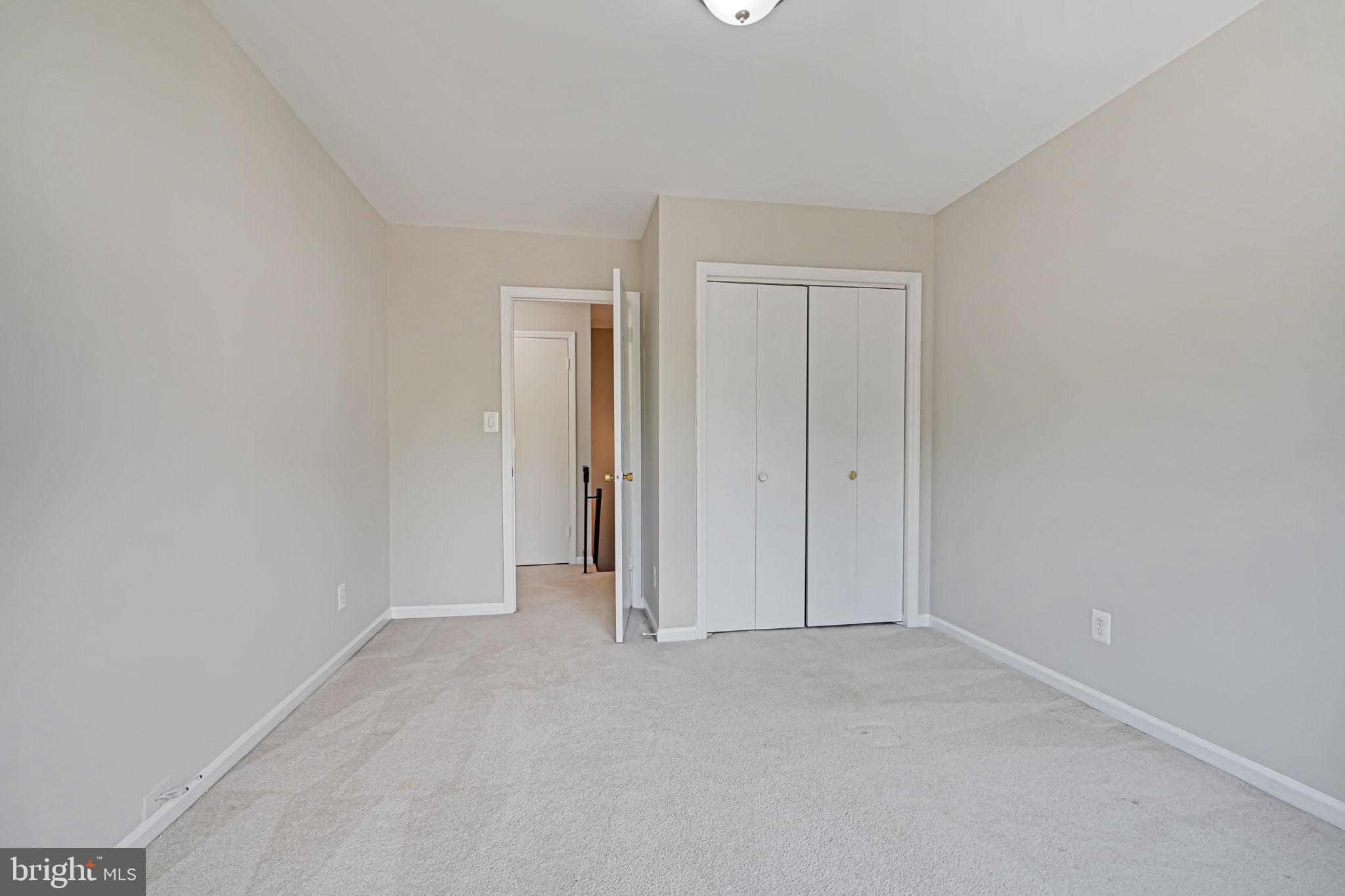 6022 Chestnut Hollow Ct