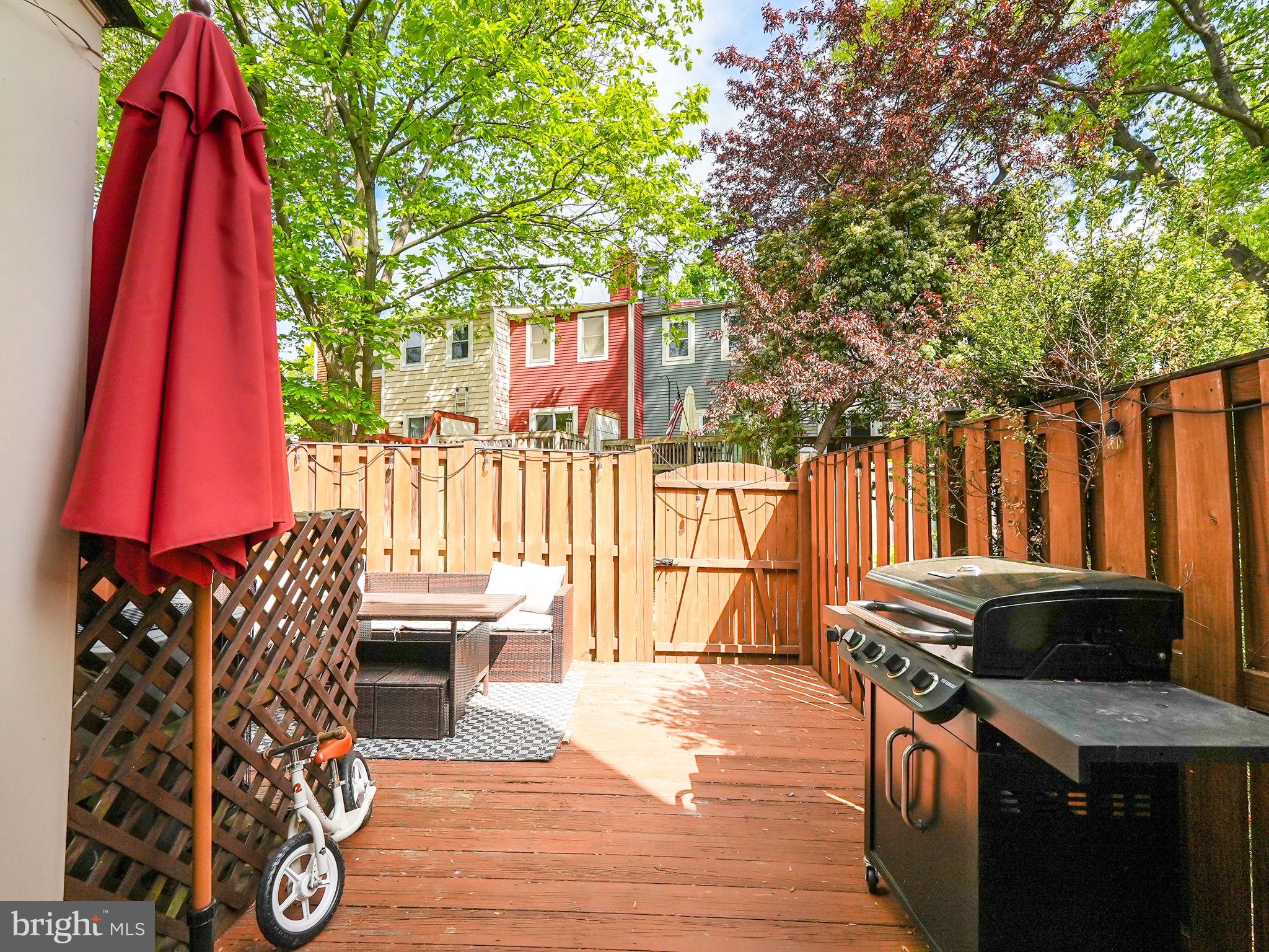 2125 Whisper Way