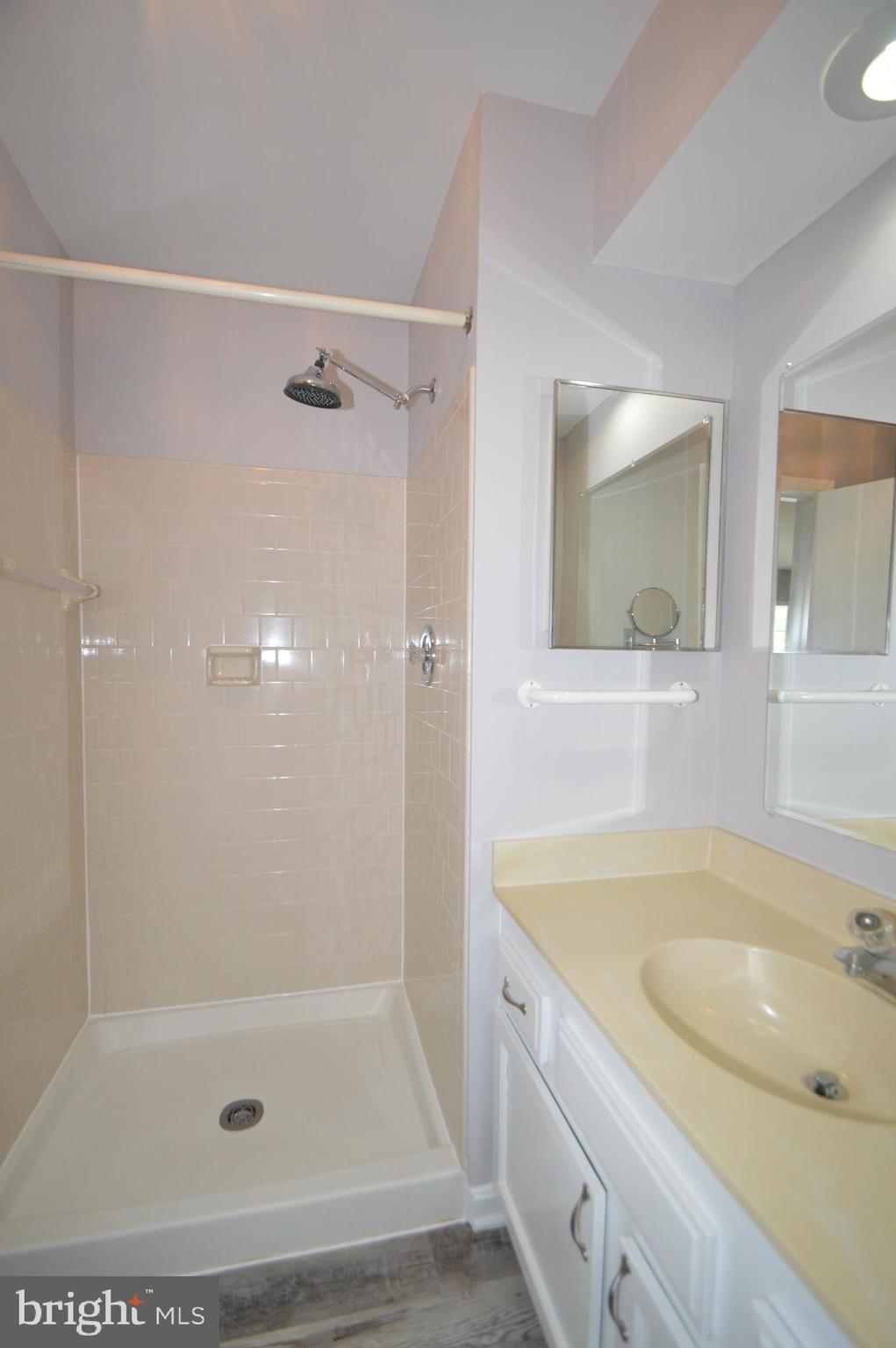 3924 Collis Oak Ct