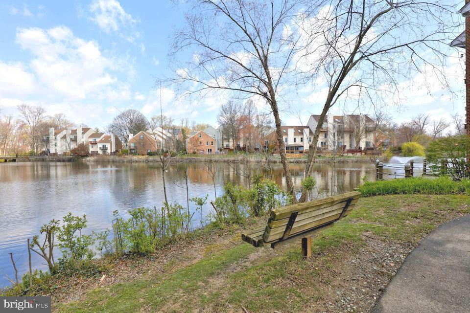 3150-J Covewood Ct #3150j