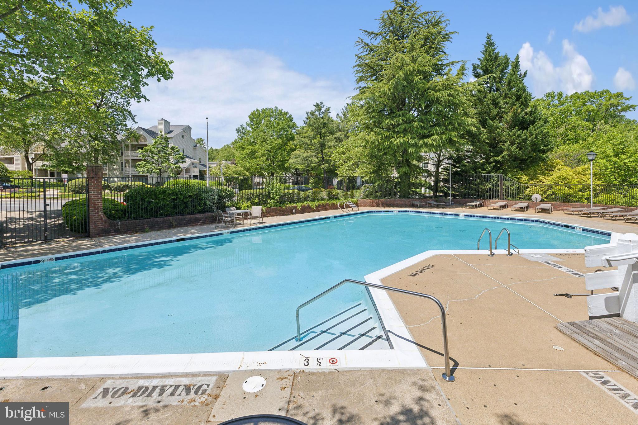 3150-J Covewood Ct #3150j