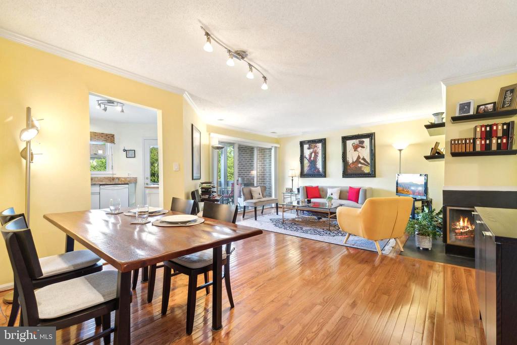 3150-J Covewood Ct #3150j