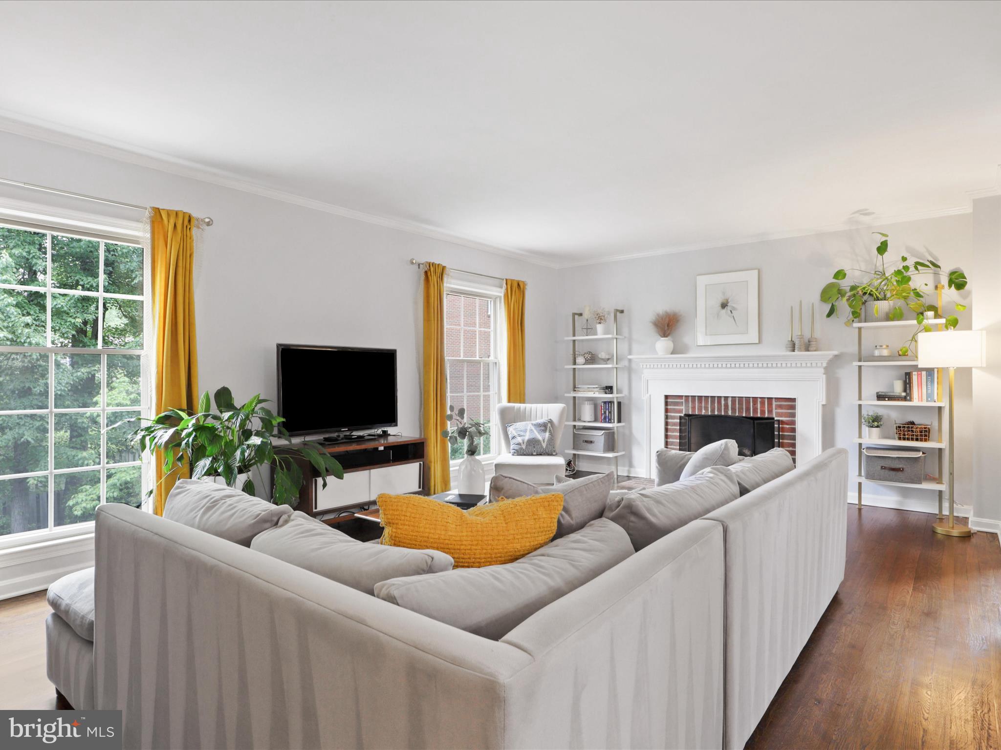 109 East St NE